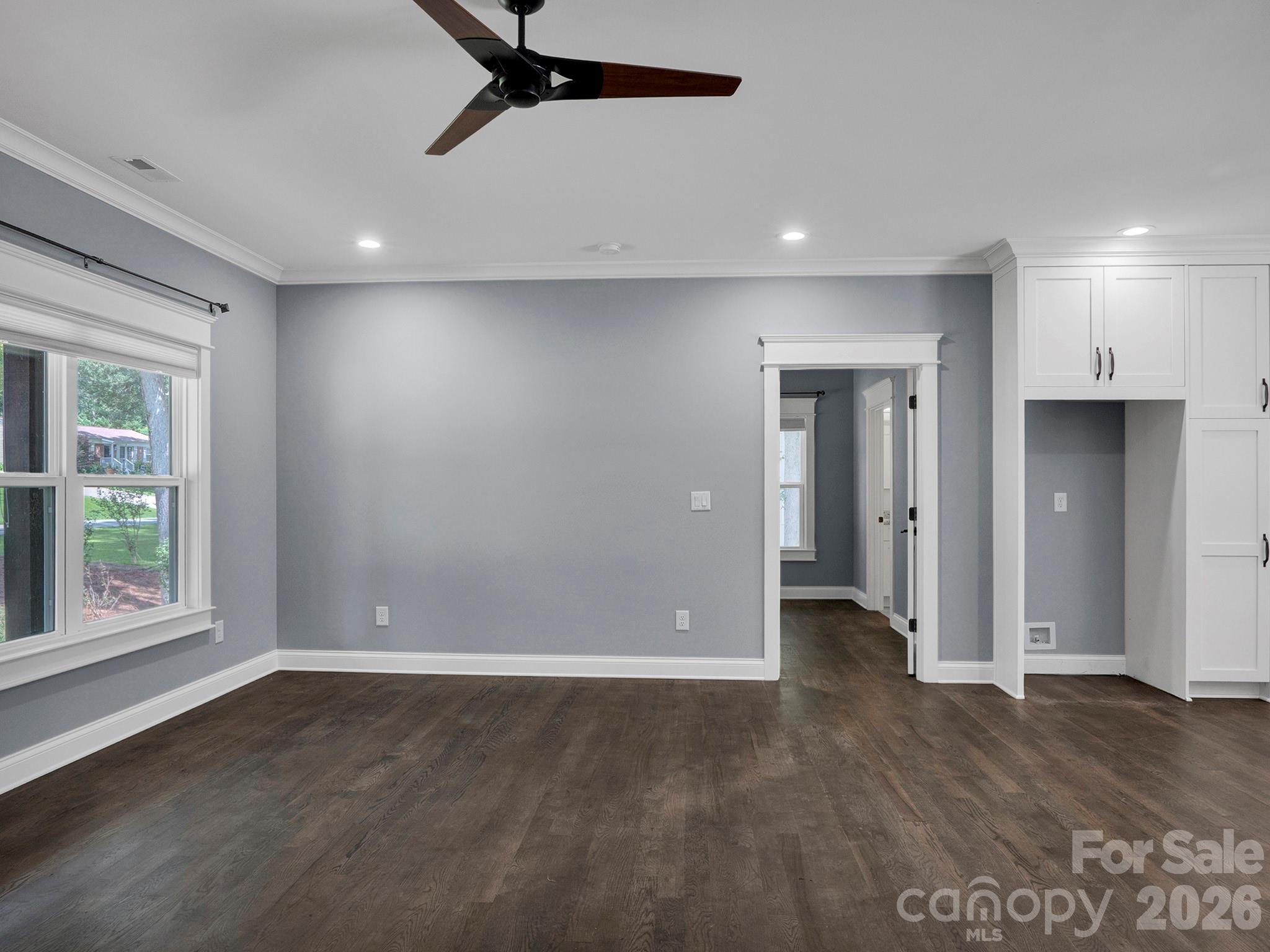 216 Paradise Drive — Belmont