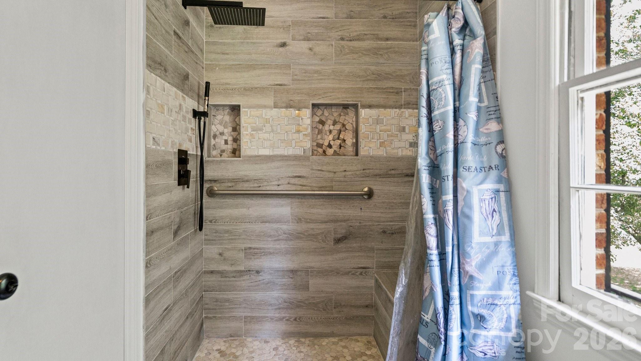 2106 Arden Drive — Monroe