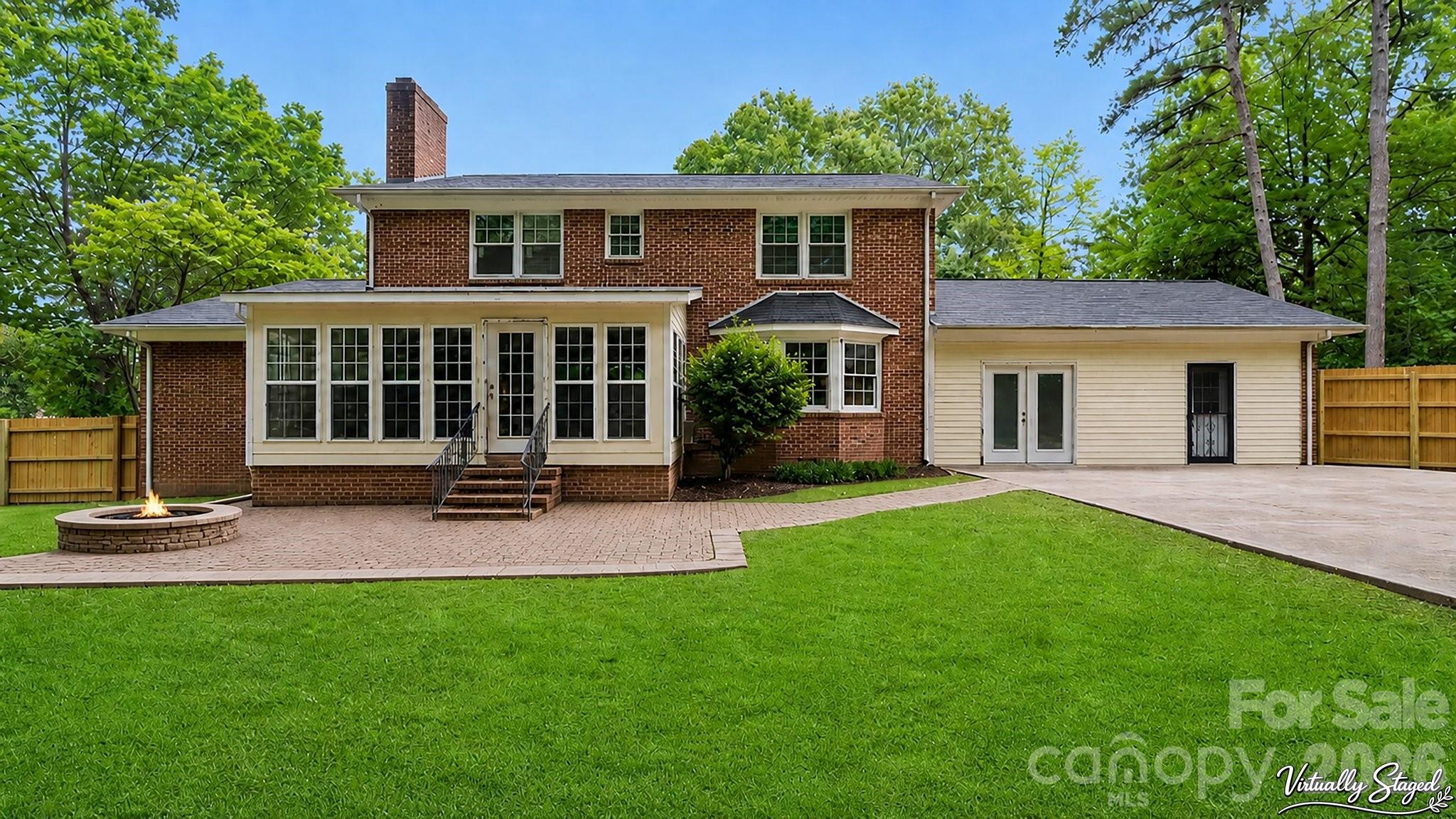 2106 Arden Drive — Monroe