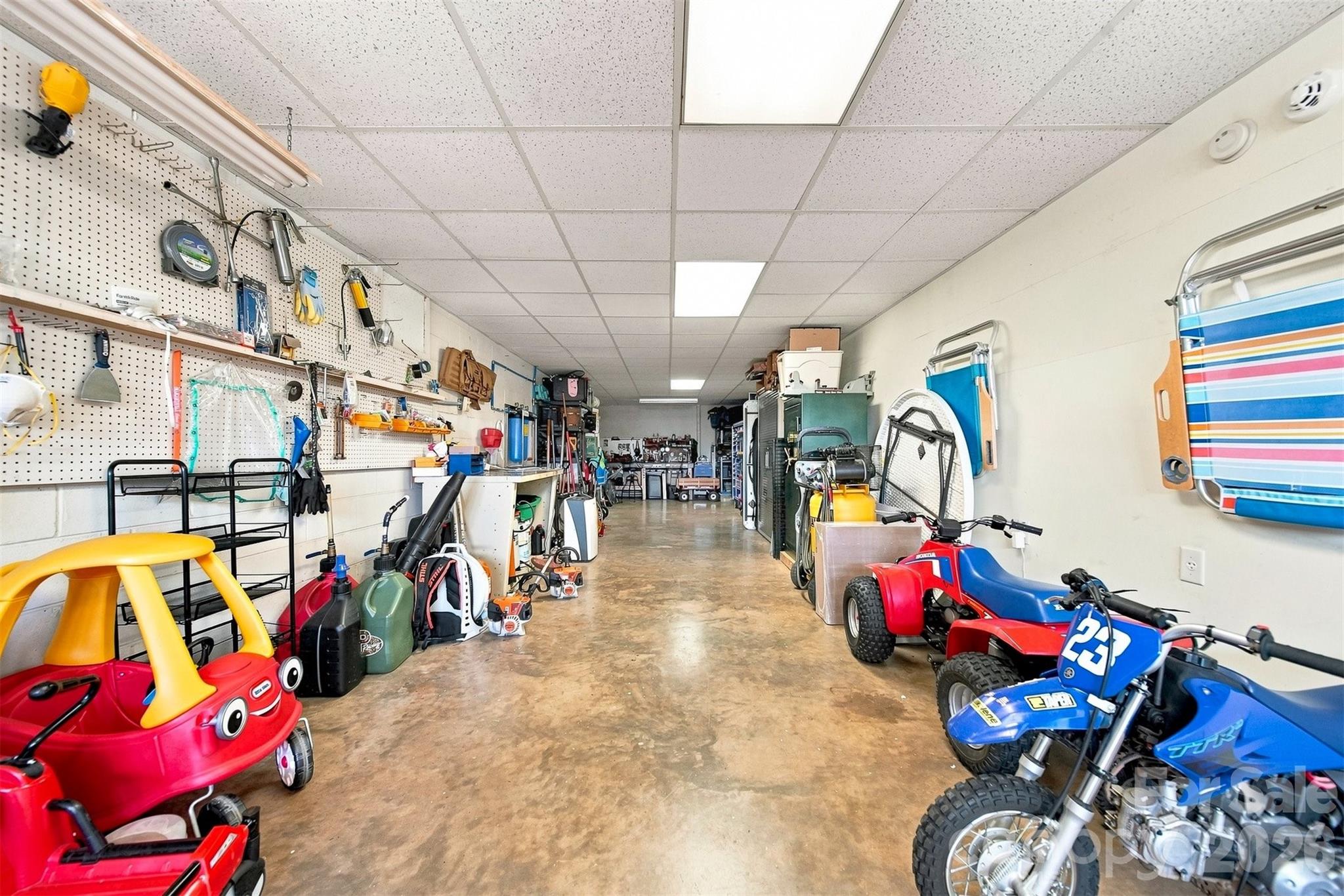 1338 Willow Creek Drive — Newton