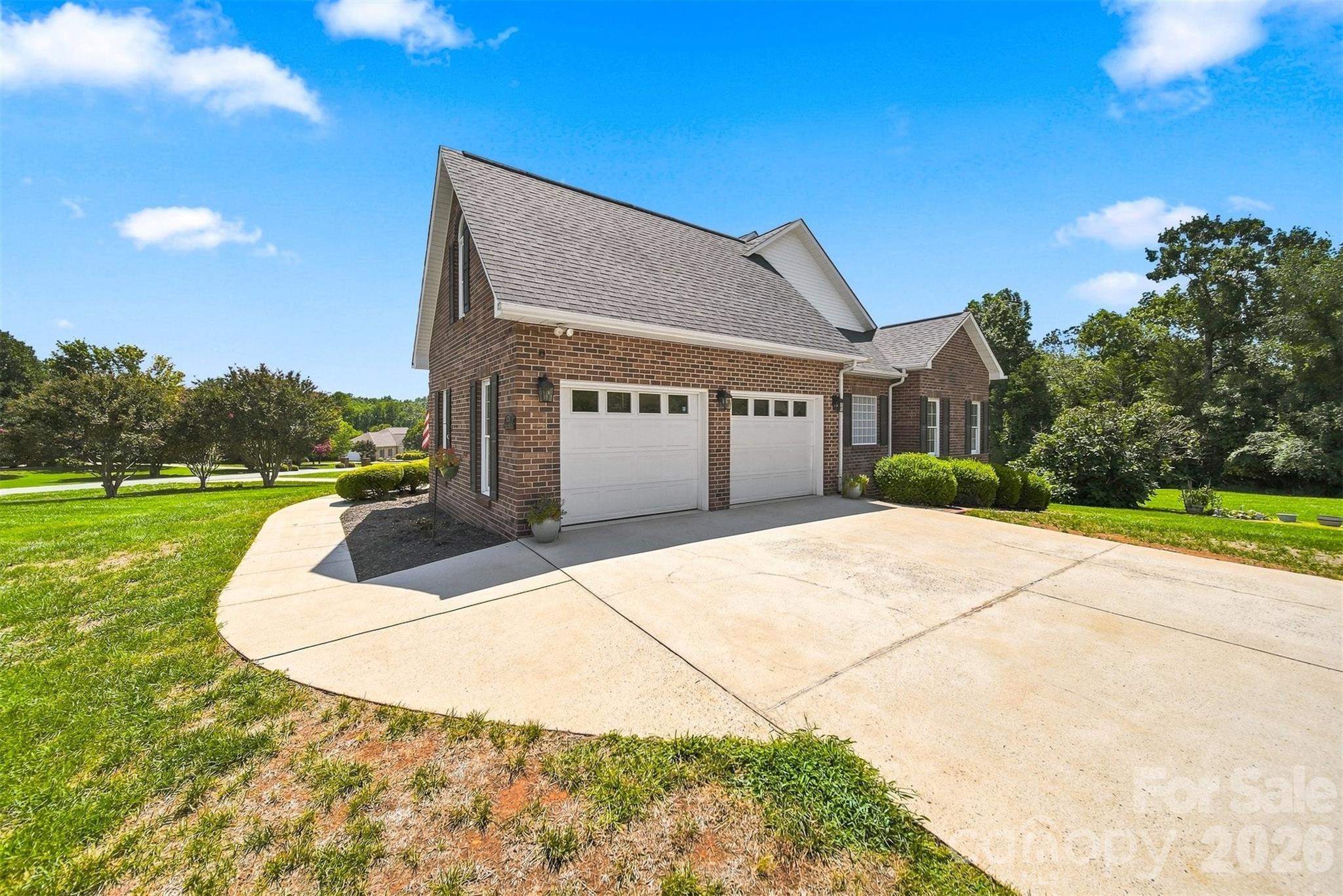 1338 Willow Creek Drive — Newton