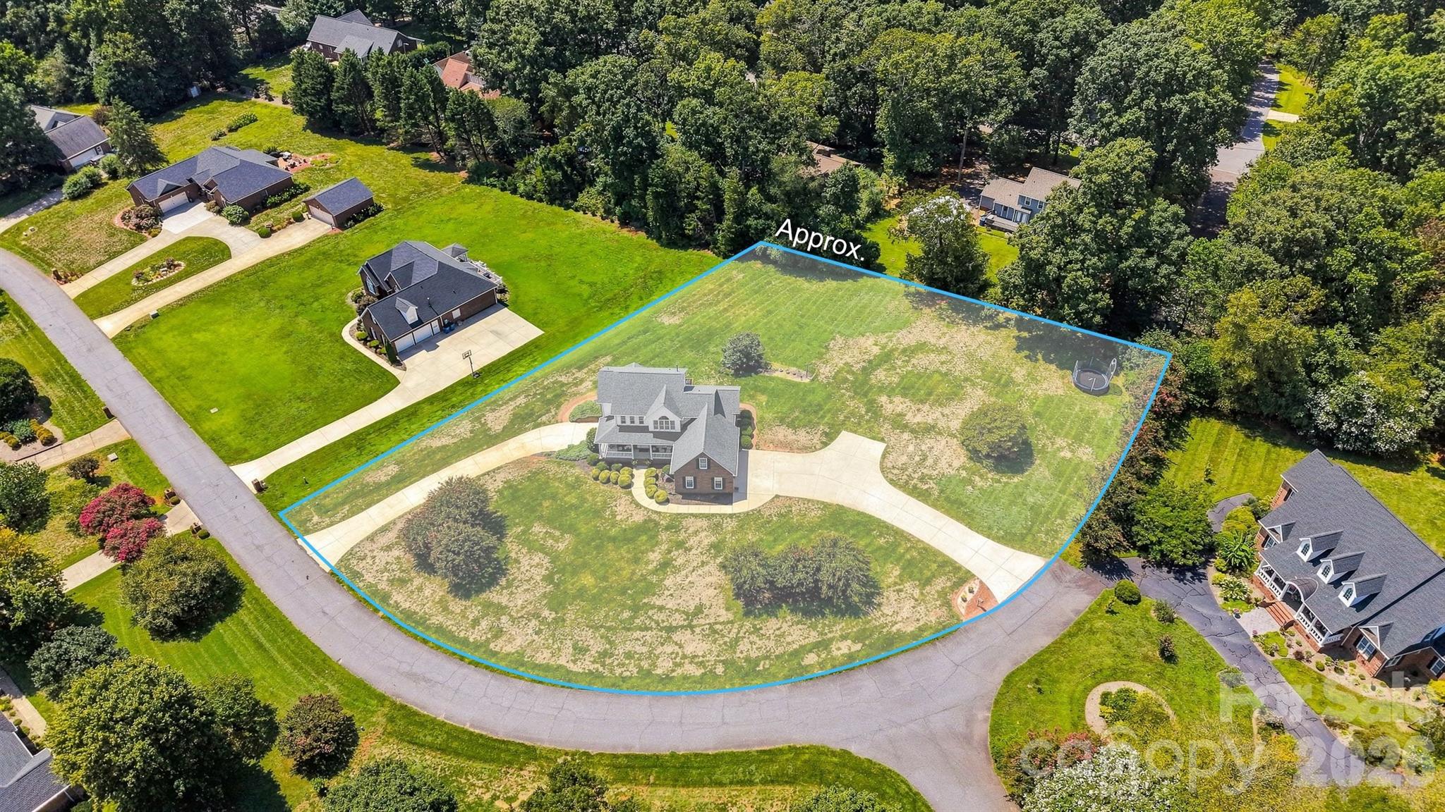 1338 Willow Creek Drive — Newton