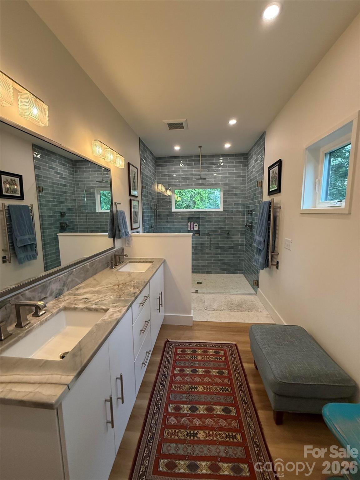 30 Sandys Home Place — Mars Hill