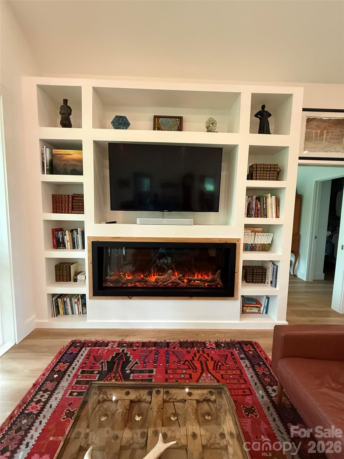 30 Sandys Home Place — Mars Hill