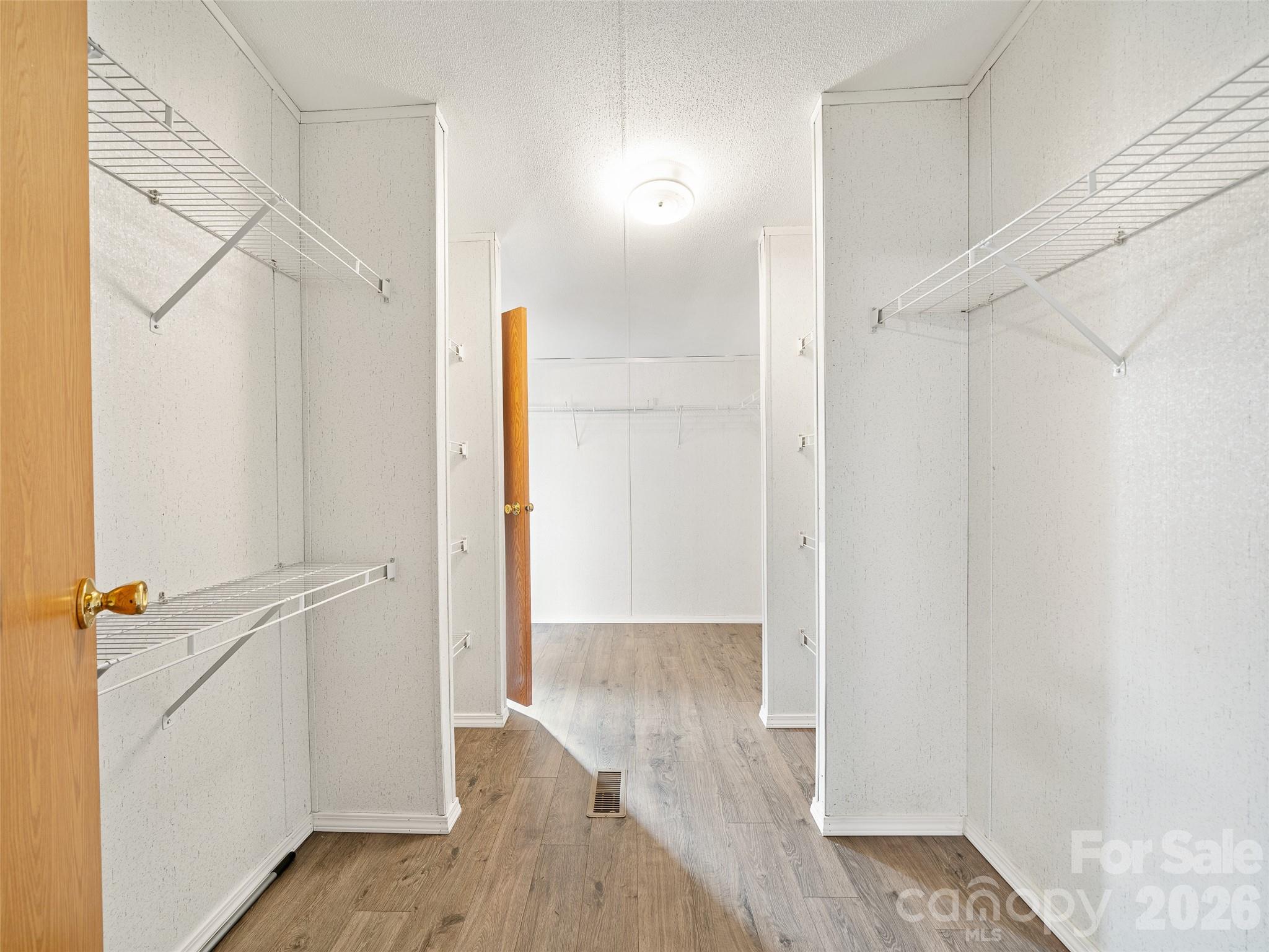 105 Satinwood Drive — Burnsville