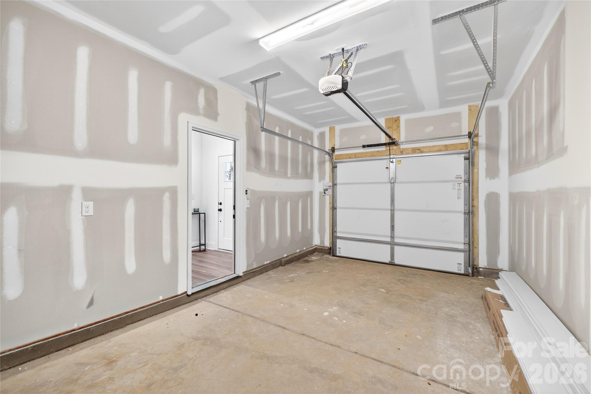 5408 Skycrest Drive — Charlotte