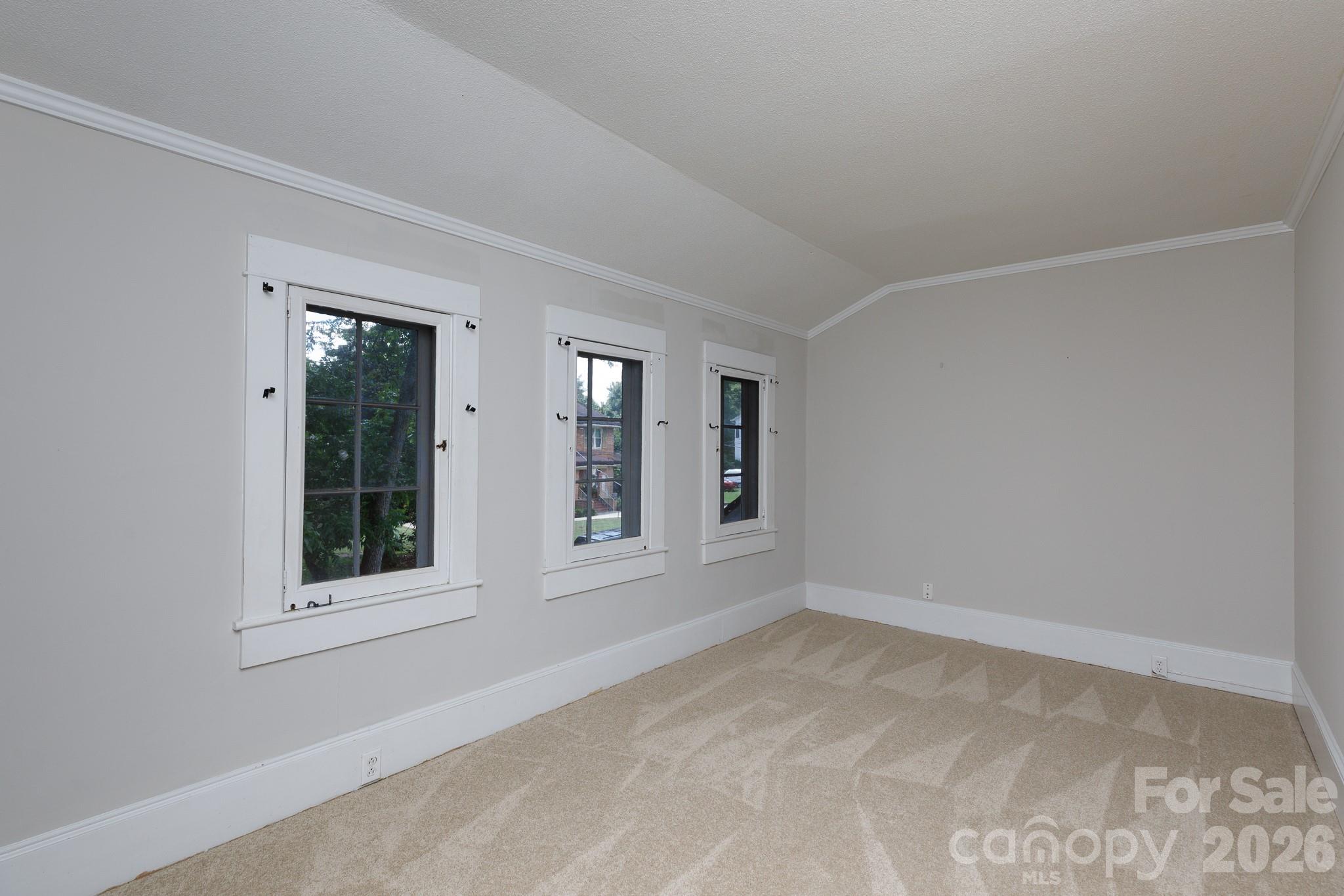 157 Walnut Street — Chester