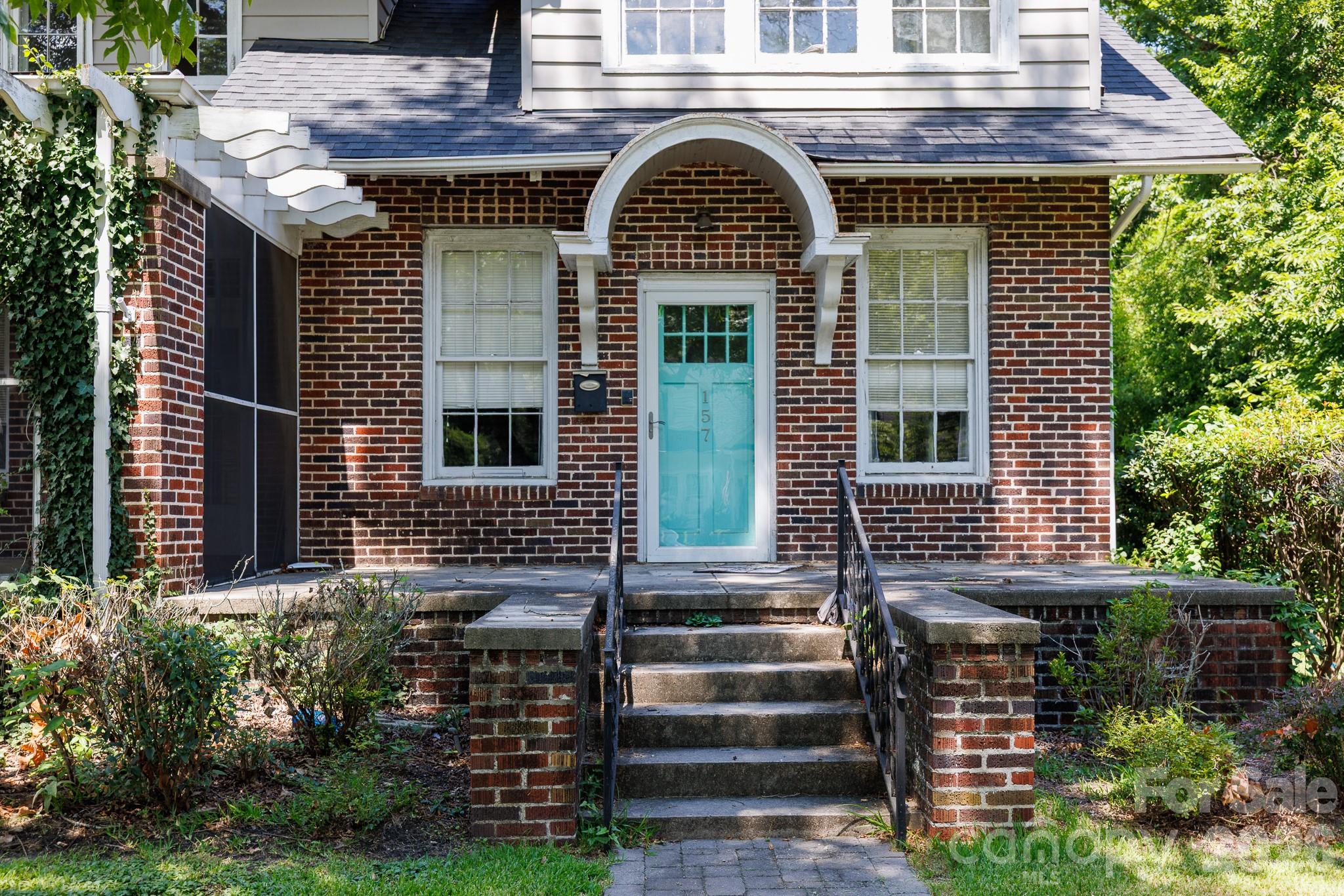 157 Walnut Street — Chester