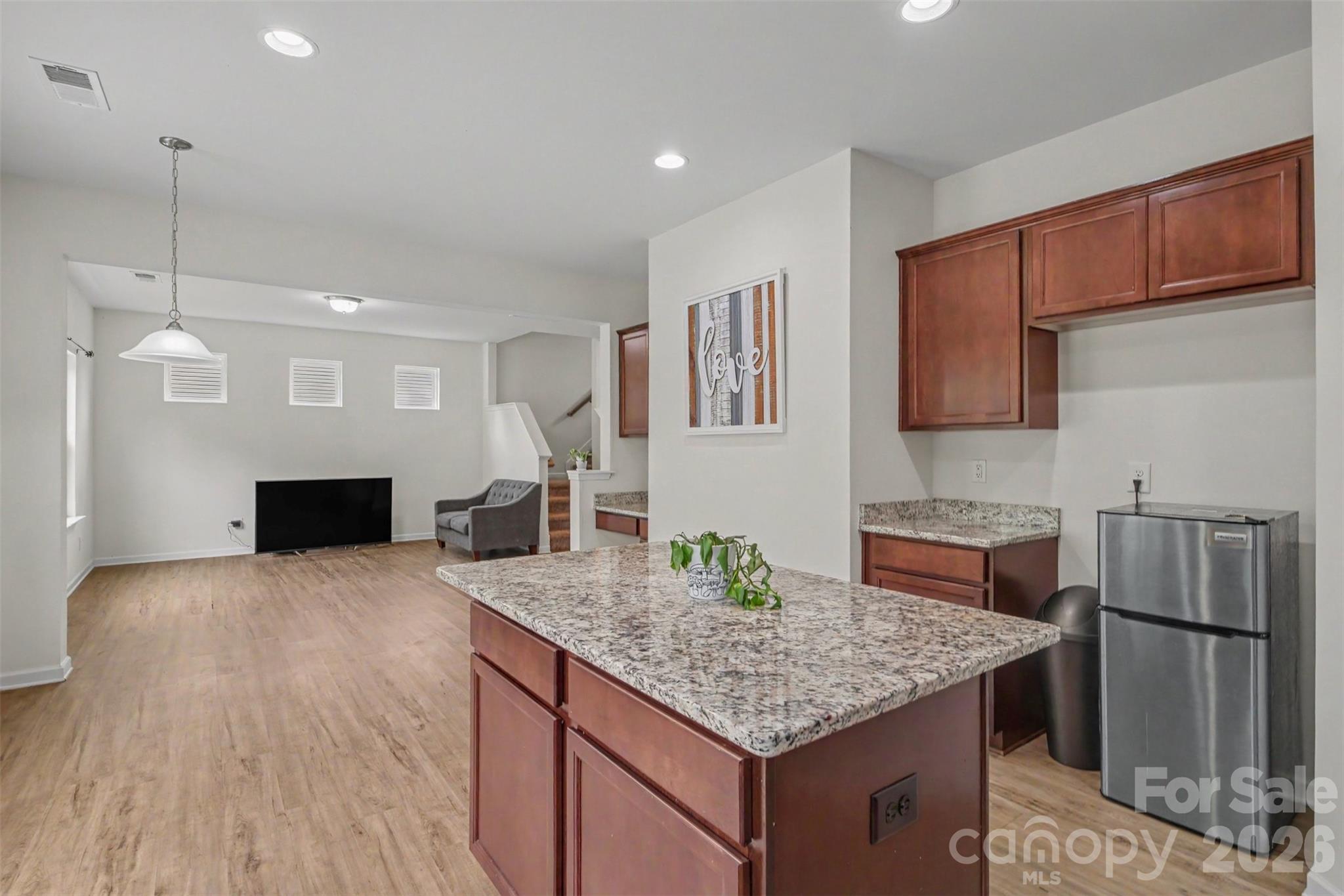 369 Settlers Grove Lane — Salisbury