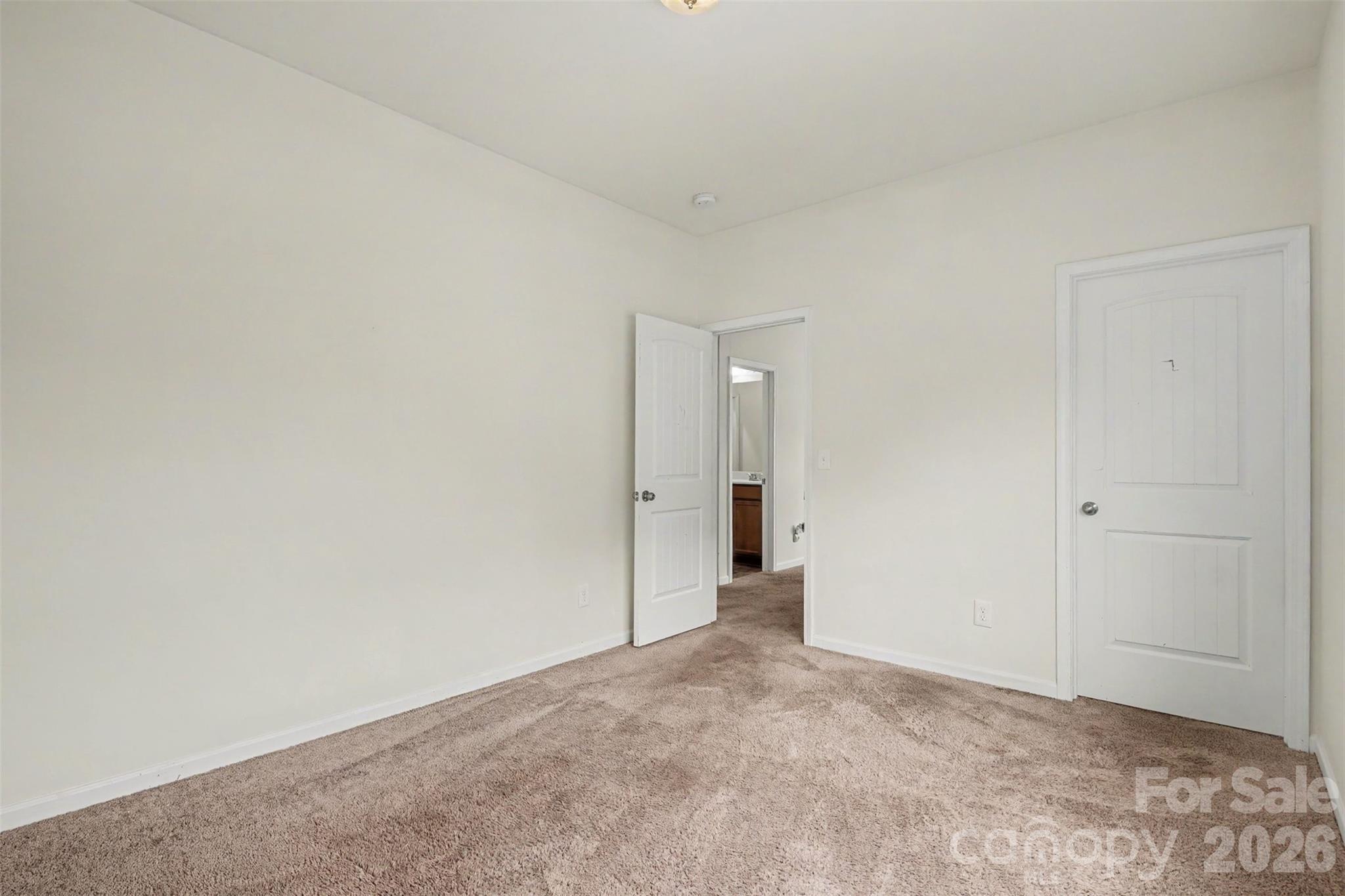 369 Settlers Grove Lane — Salisbury