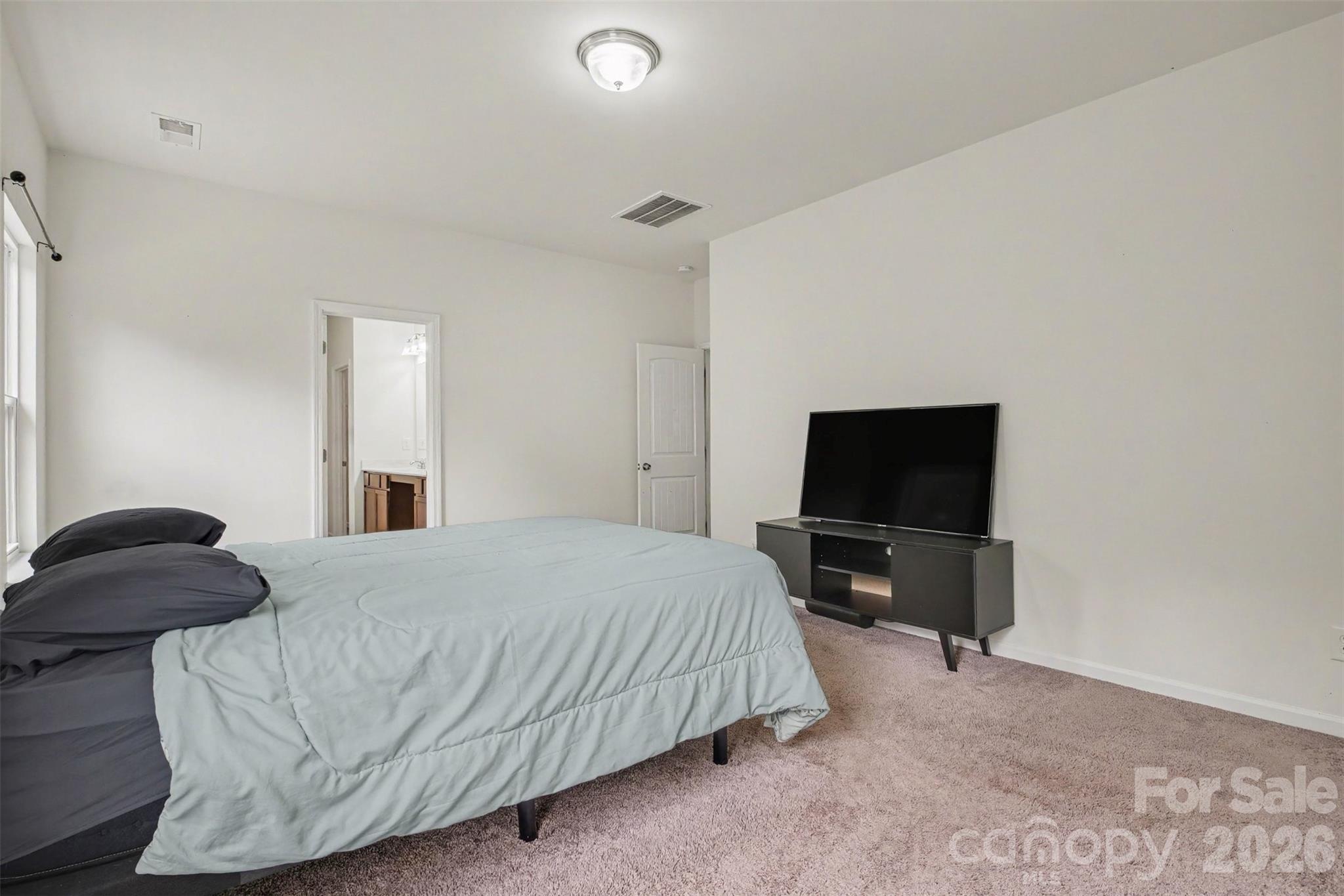 369 Settlers Grove Lane — Salisbury