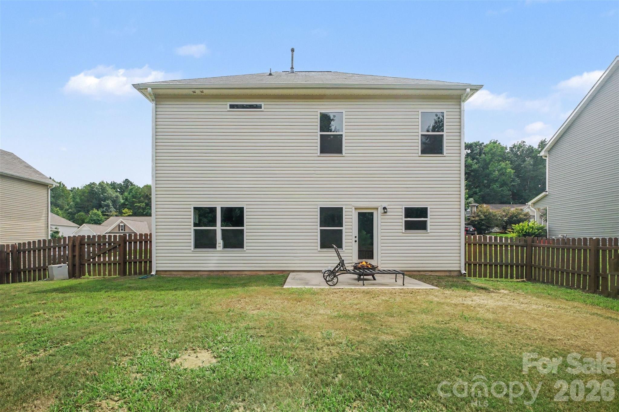 369 Settlers Grove Lane — Salisbury