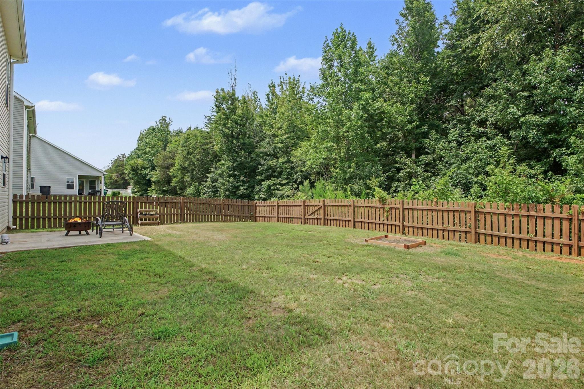 369 Settlers Grove Lane — Salisbury