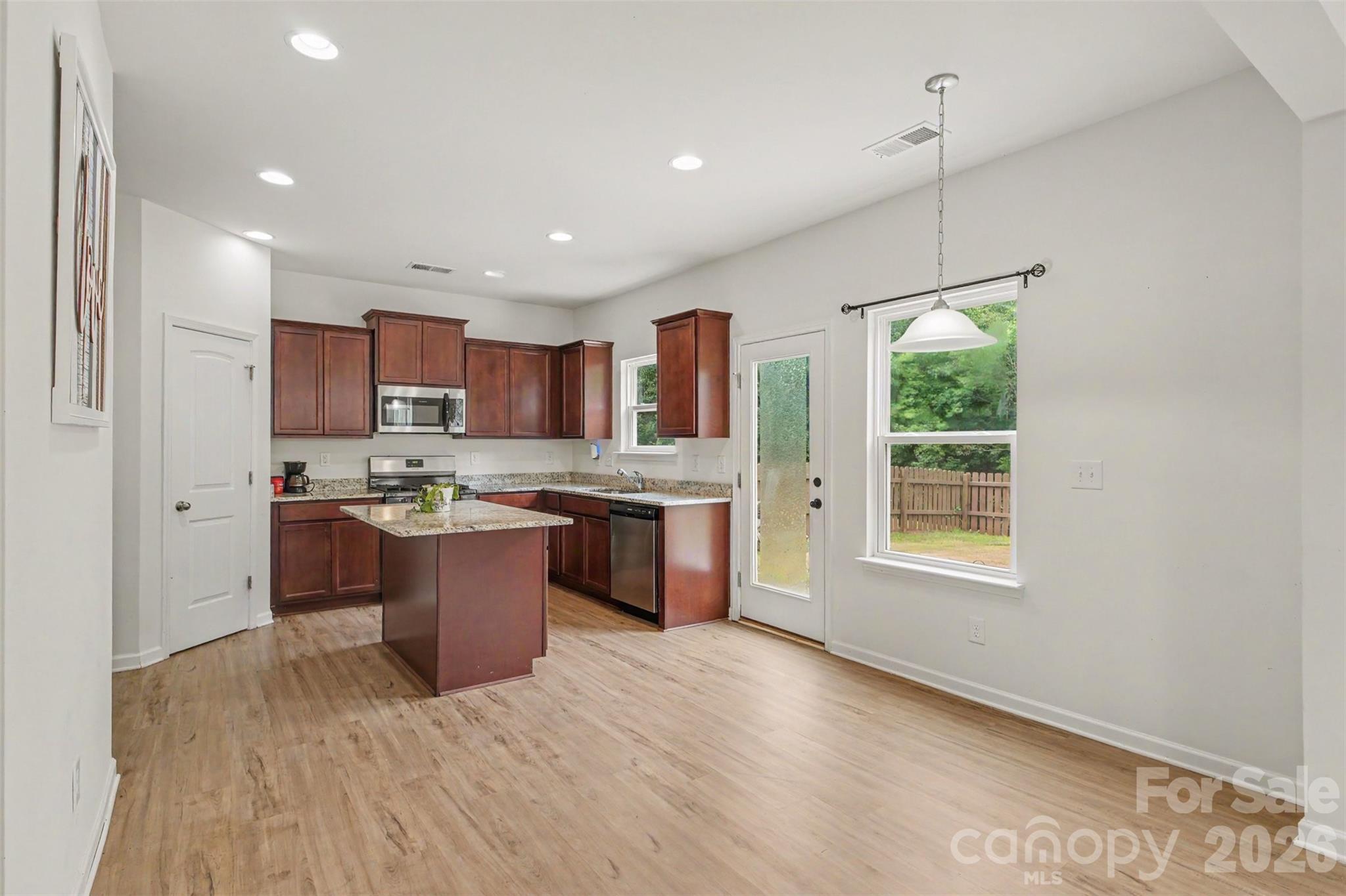 369 Settlers Grove Lane — Salisbury