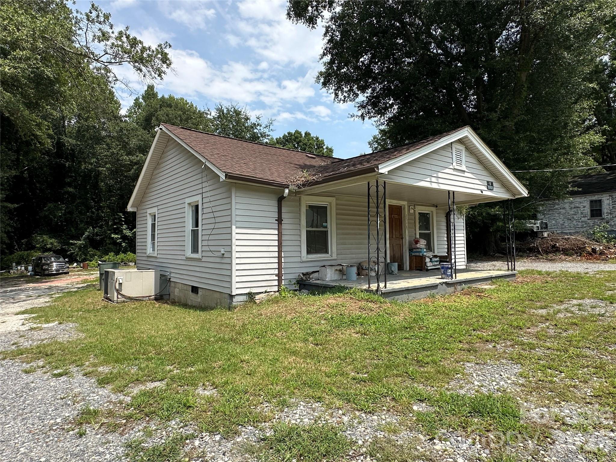 2518 Crescent Lane — Gastonia