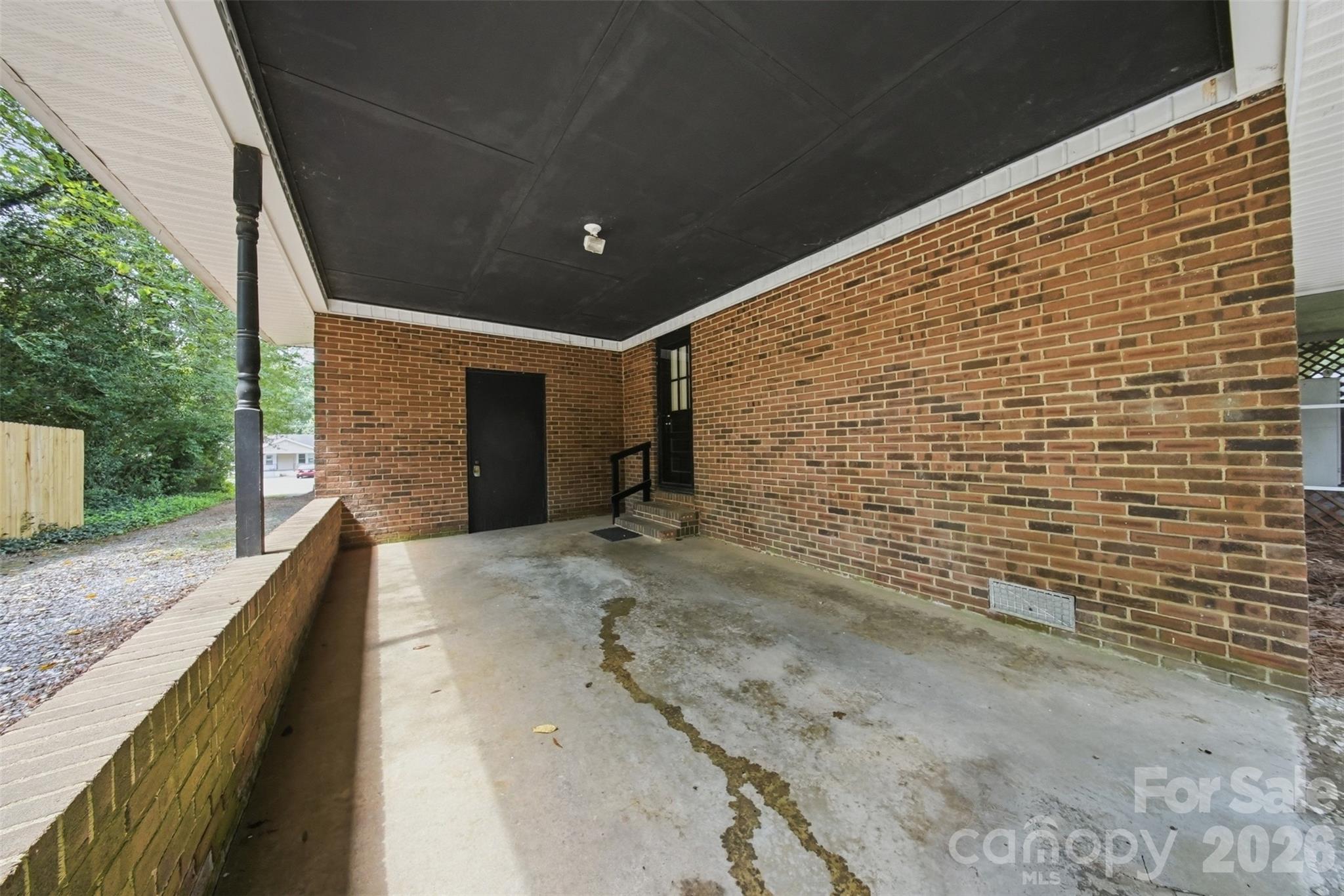 4913 S New Hope Road — Belmont