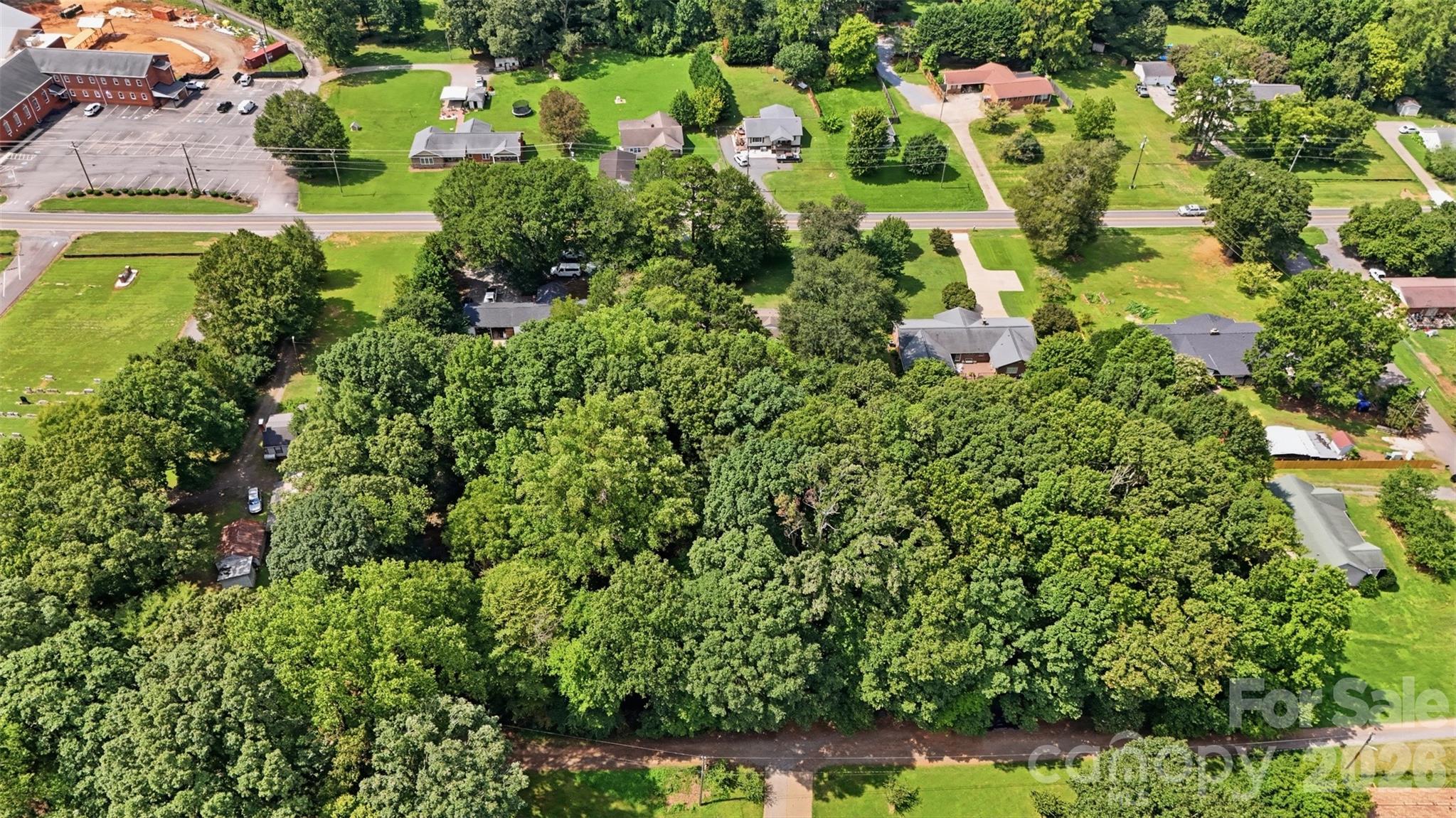 4913 S New Hope Road — Belmont
