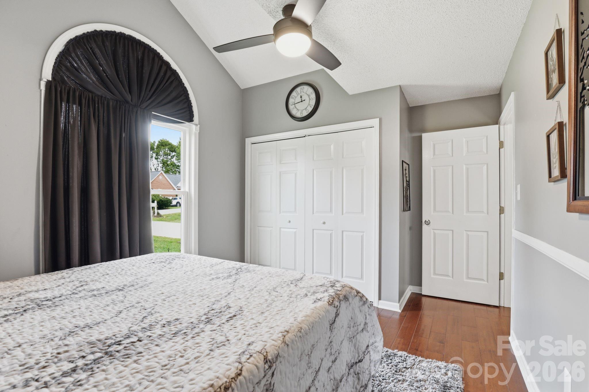 2918 24th Street Drive NE — Hickory