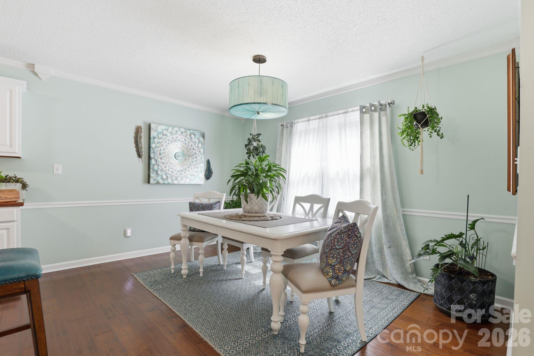 2918 24th Street Drive NE — Hickory