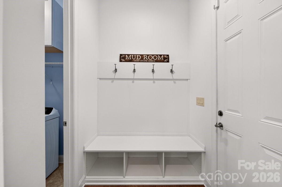 11322 Brangus Lane — Charlotte