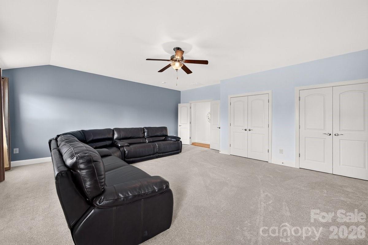11322 Brangus Lane — Charlotte