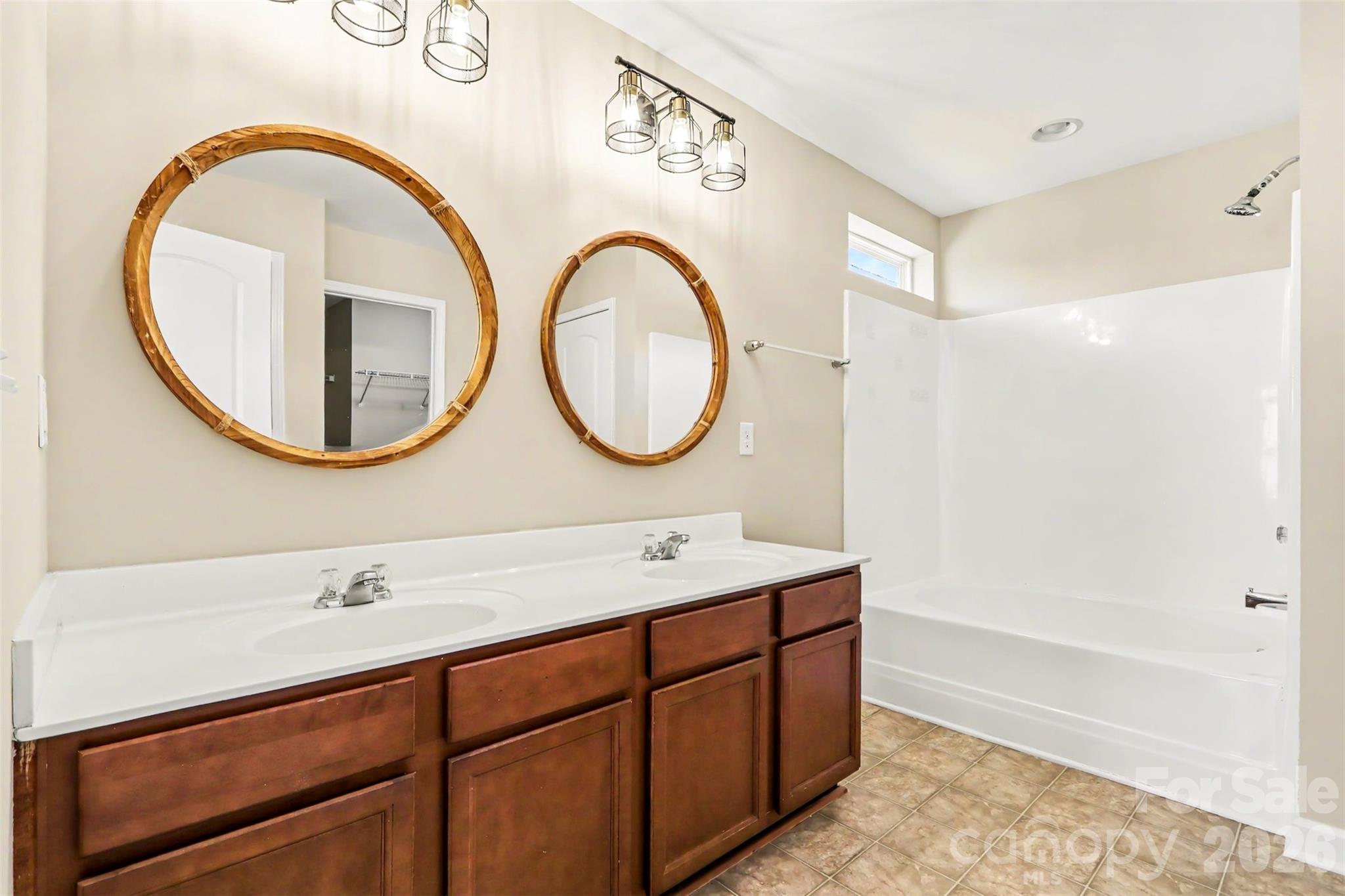 6814 Barefoot Forest Drive — Charlotte