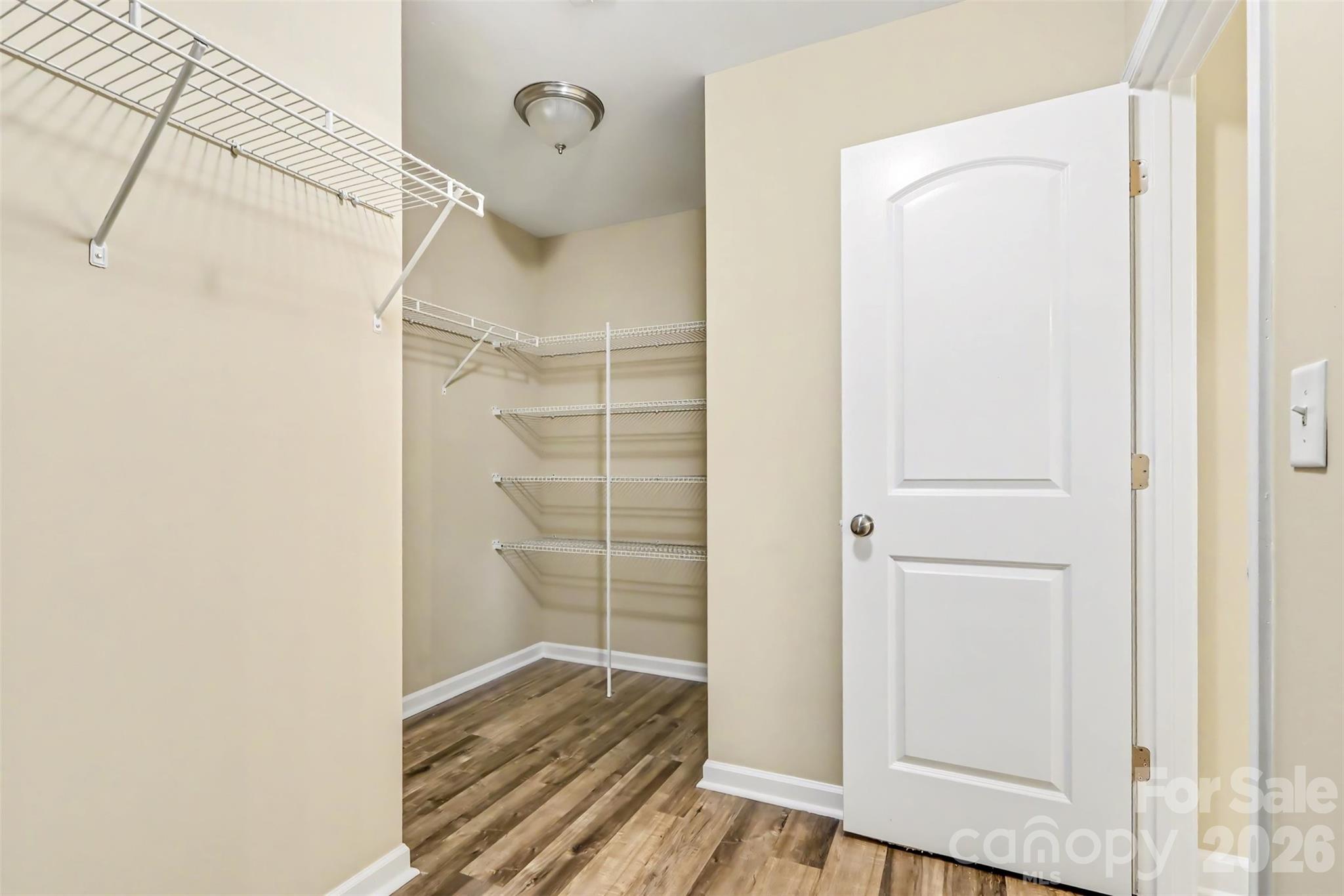 6814 Barefoot Forest Drive — Charlotte