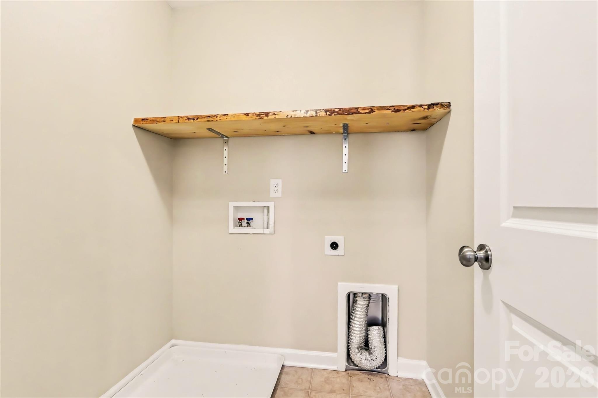 6814 Barefoot Forest Drive — Charlotte