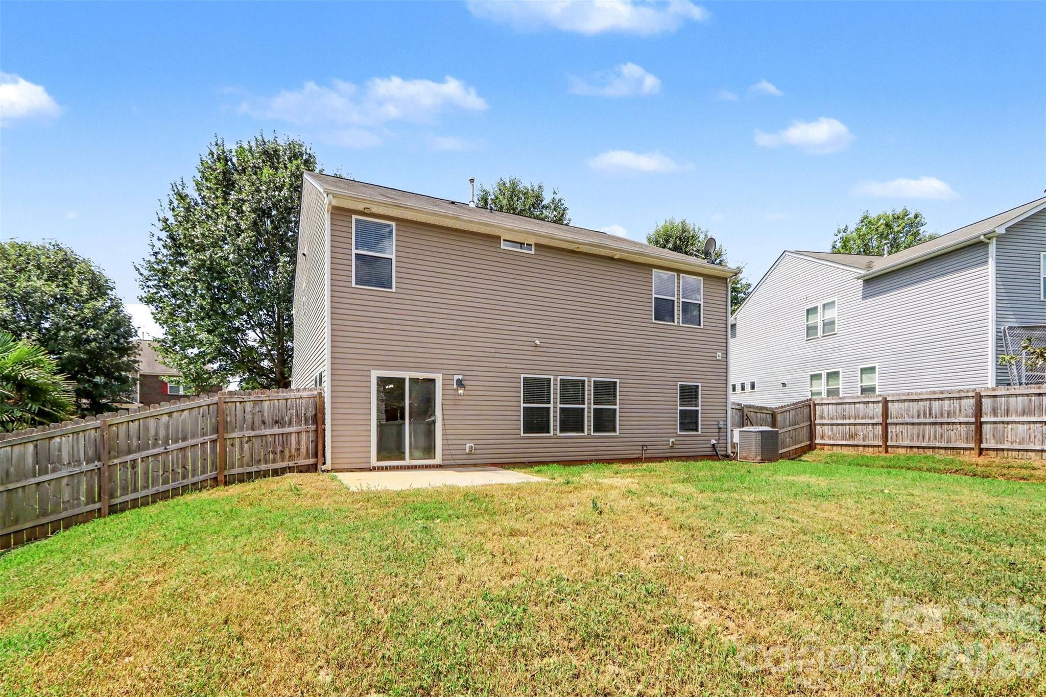 6814 Barefoot Forest Drive — Charlotte