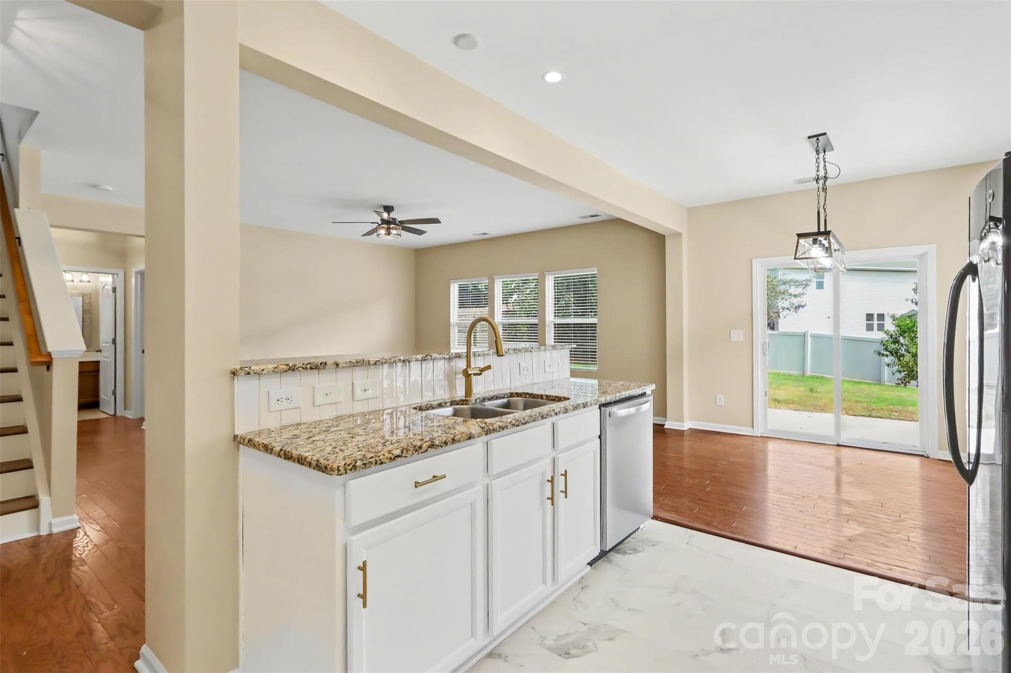 6814 Barefoot Forest Drive — Charlotte