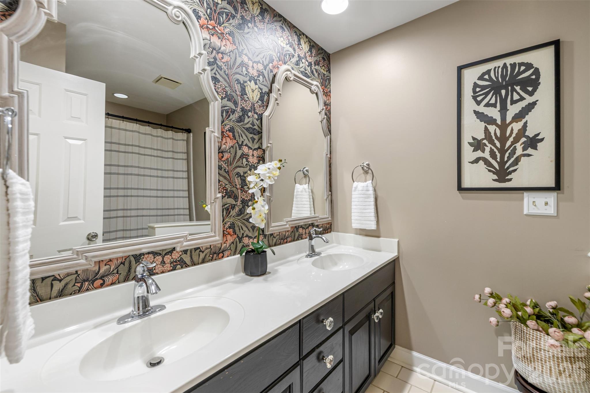 412 Shadydale Court — Fort Mill