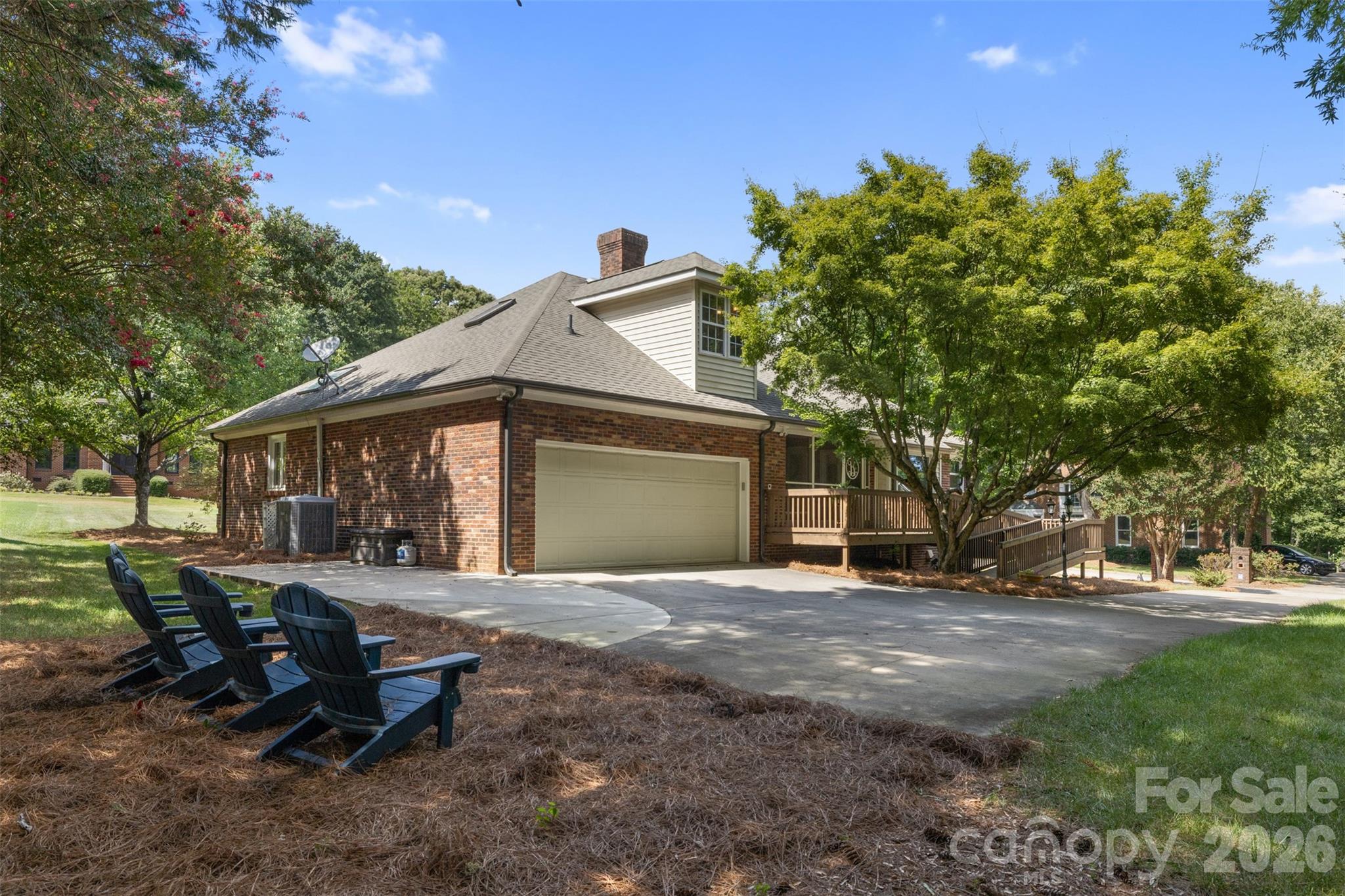 412 Shadydale Court — Fort Mill