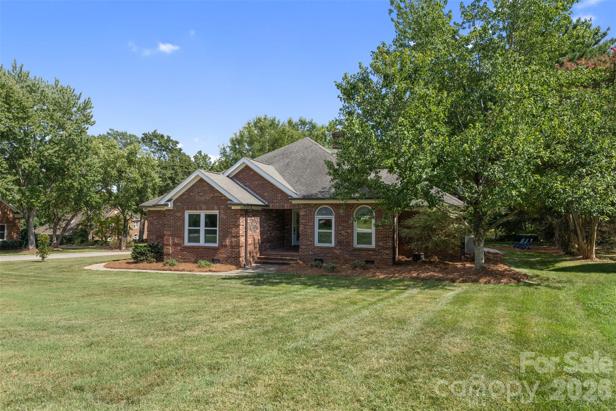 412 Shadydale Court — Fort Mill