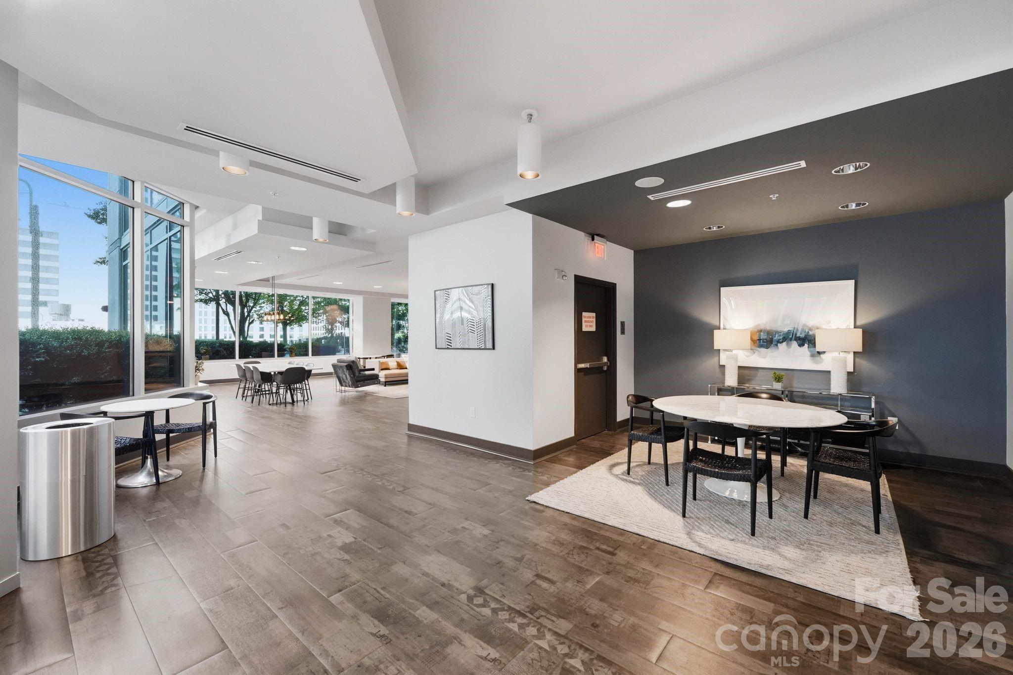 210 N Church Street #1604 — Charlotte