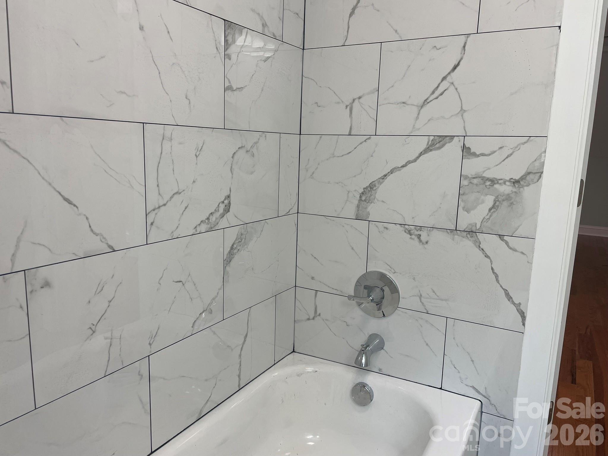 200 E White Street — Morganton