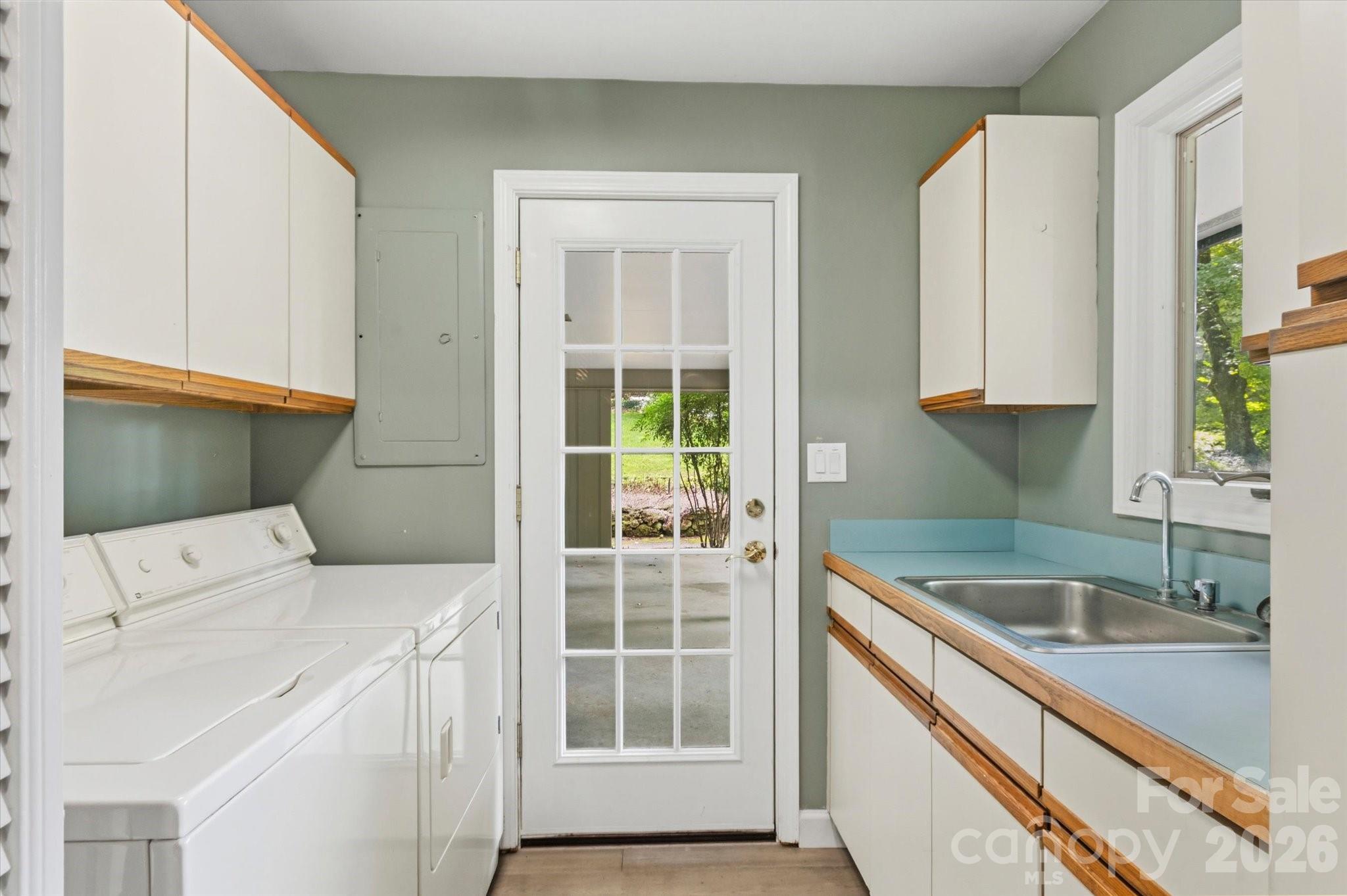 651 Glen Cannon Drive — Pisgah Forest