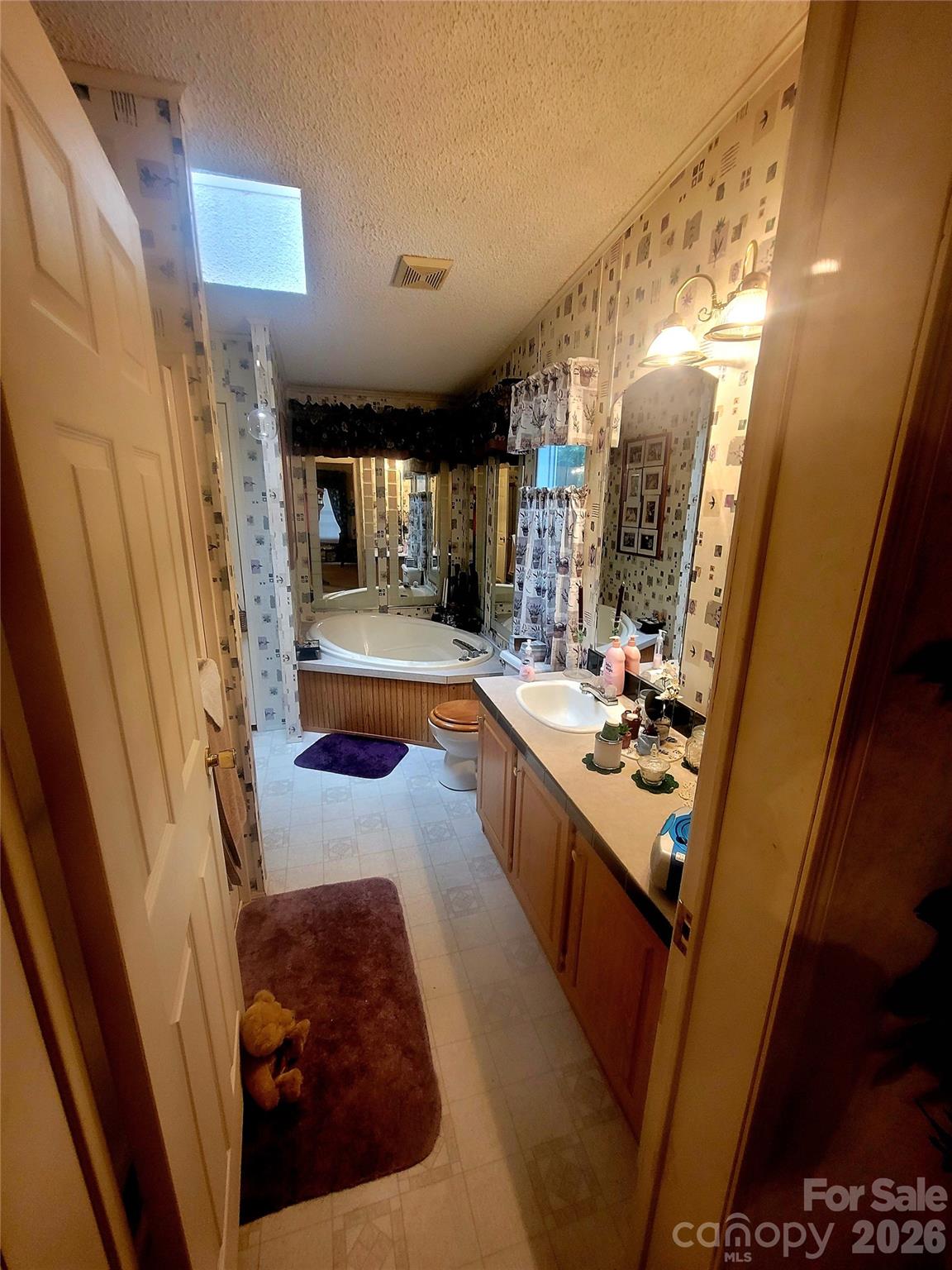 121 Sylvan Drive — Statesville