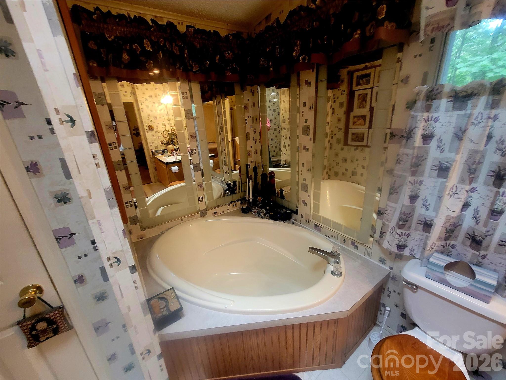 121 Sylvan Drive — Statesville