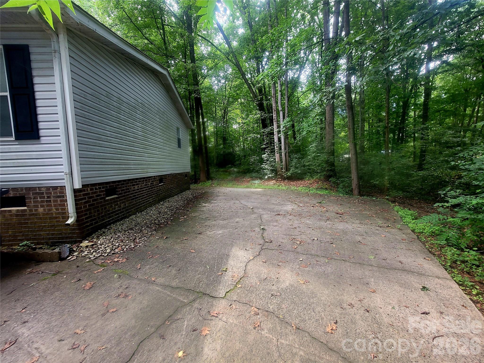 121 Sylvan Drive — Statesville