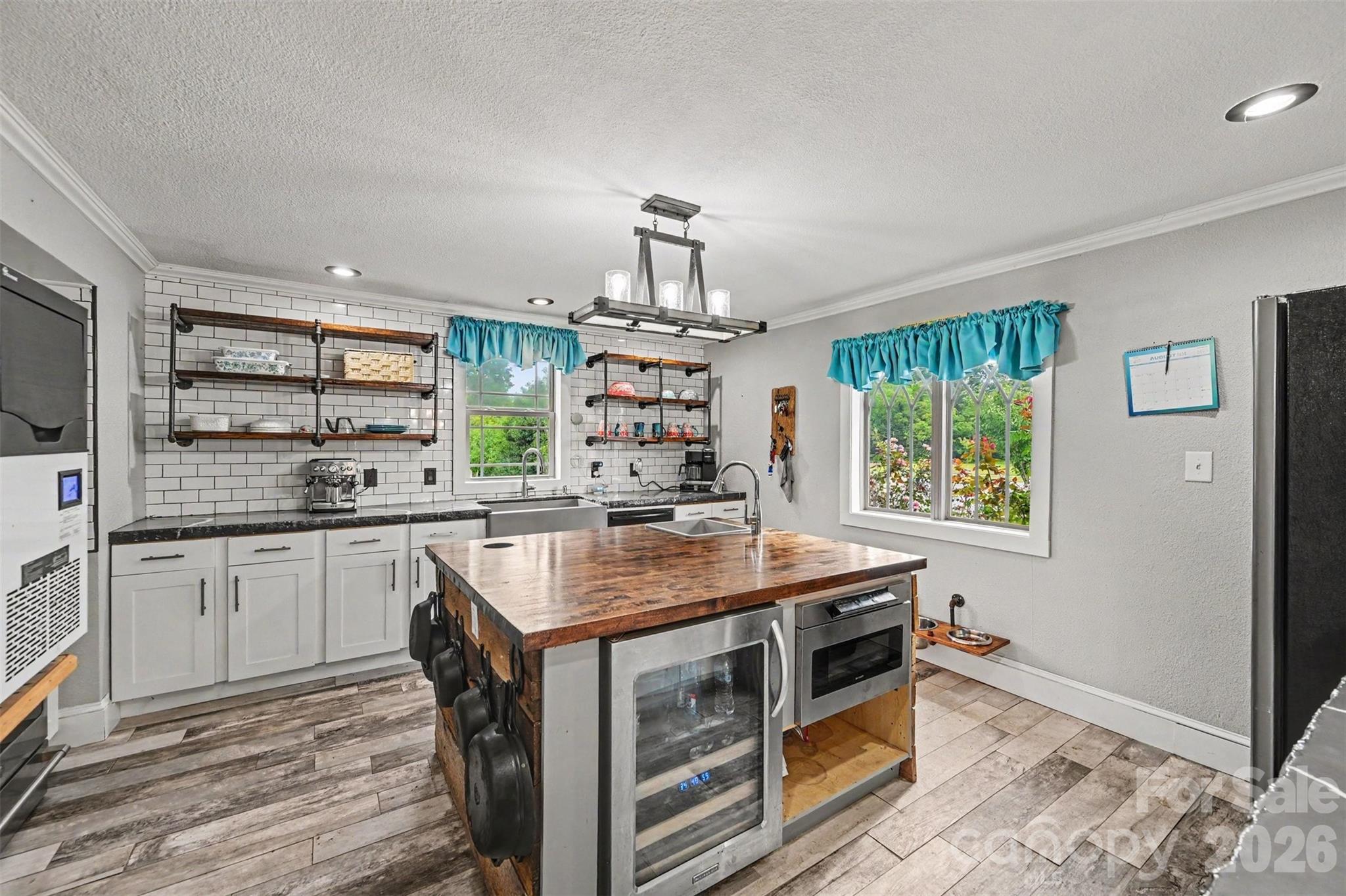 106 Guffey Road — Cherryville