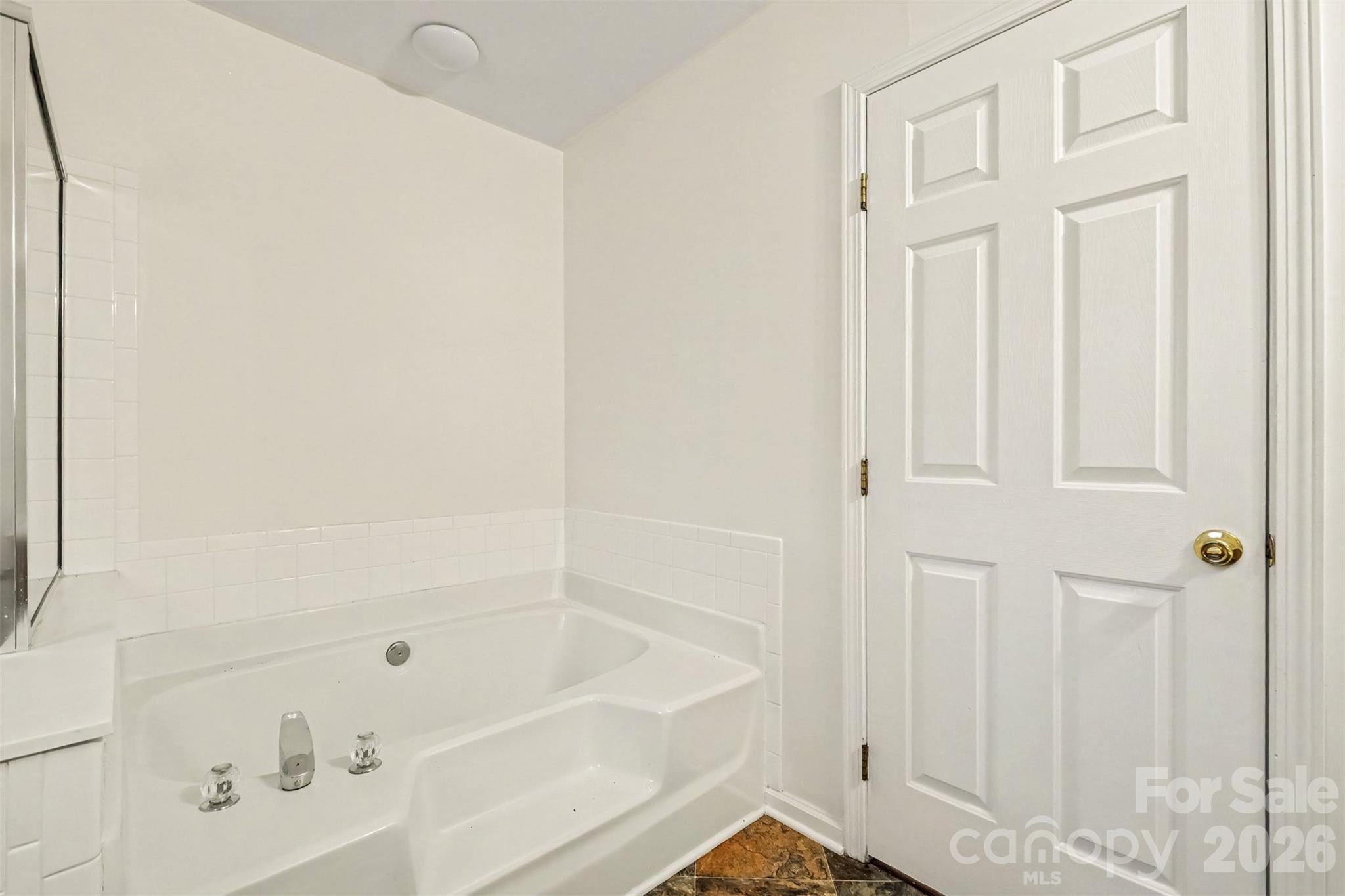 11938 Harmon Lane — Pineville