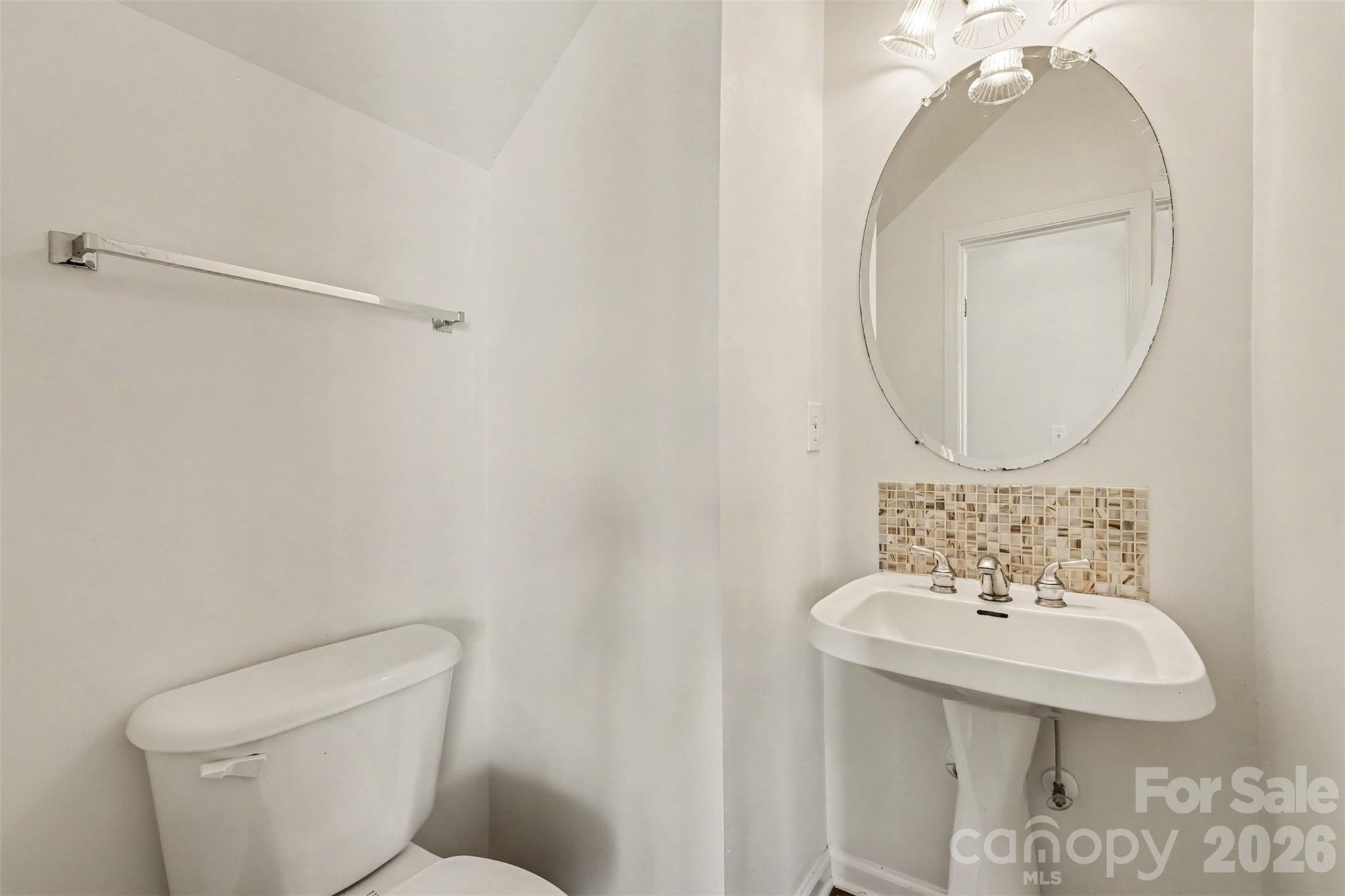 11938 Harmon Lane — Pineville