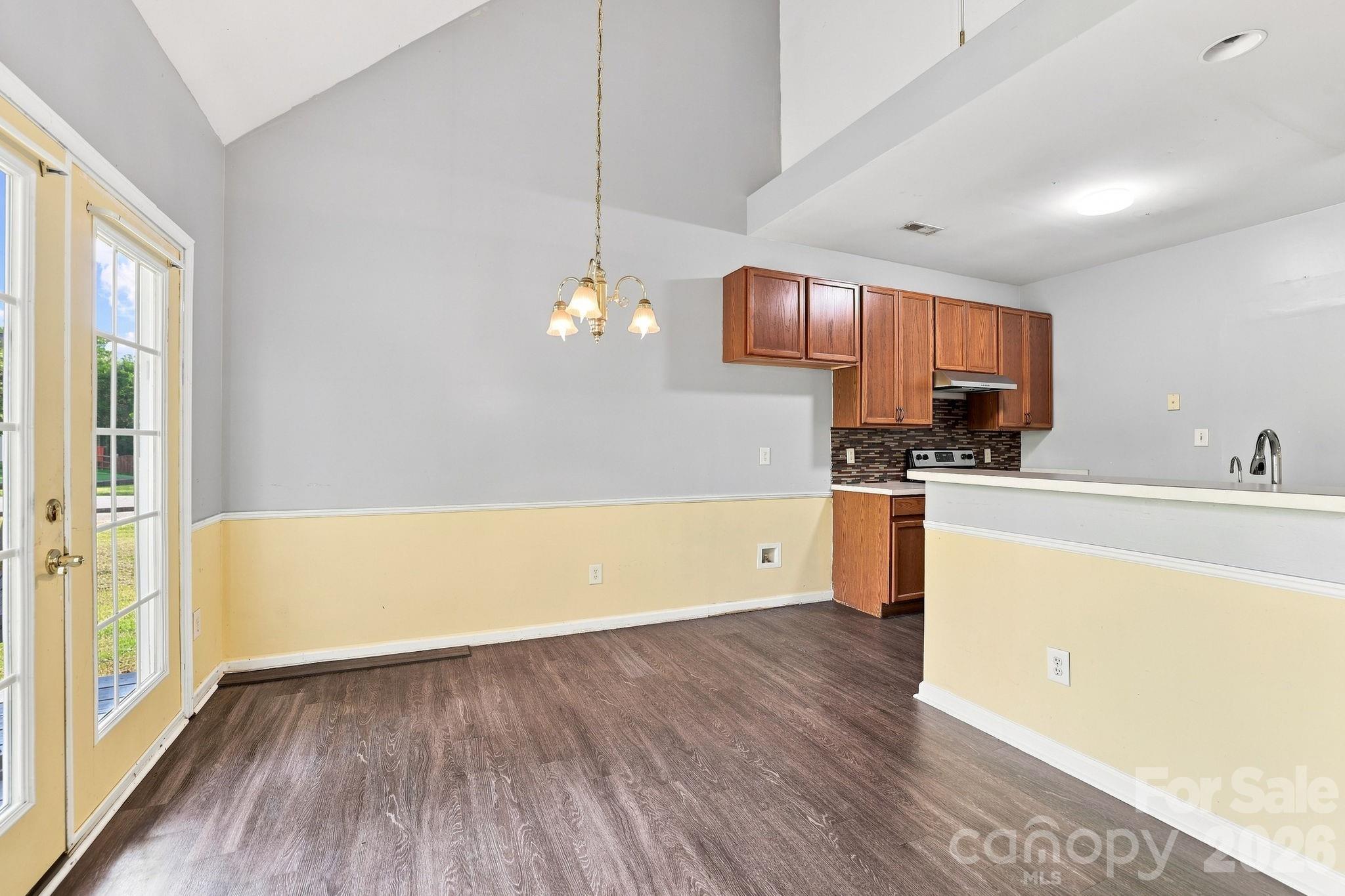 1000 Barbee Farm Drive — Monroe