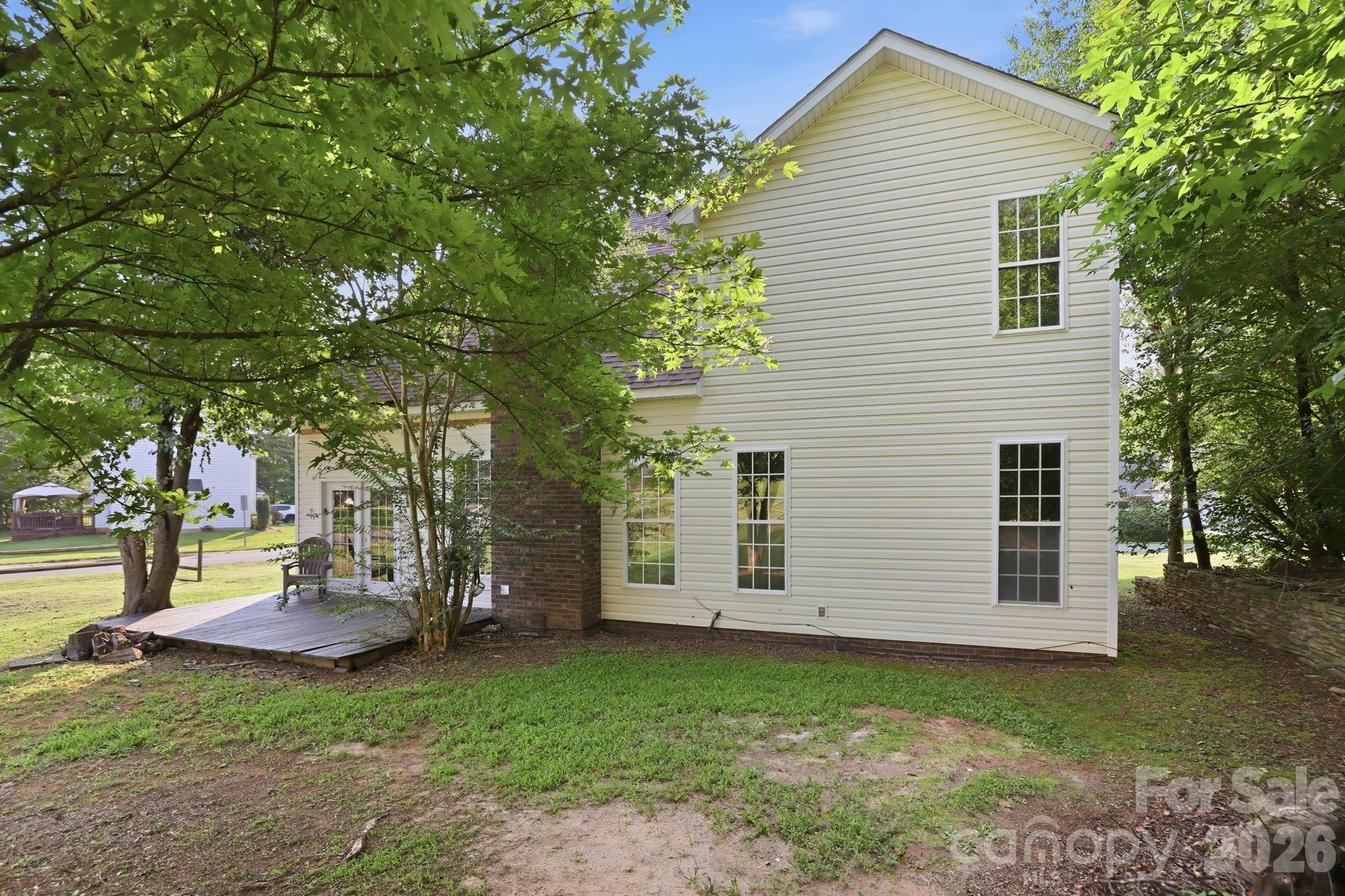 1000 Barbee Farm Drive — Monroe