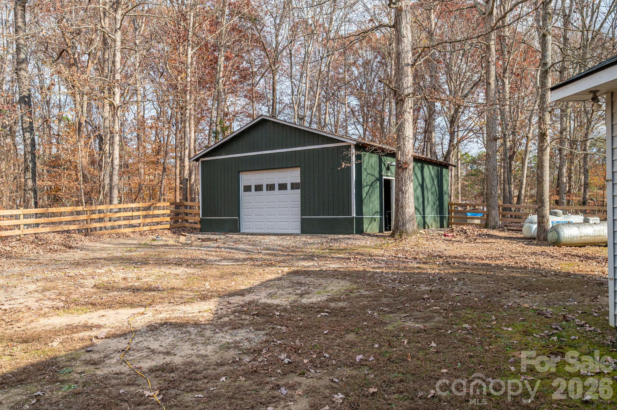 1011 Lester Trail — Iron Station
