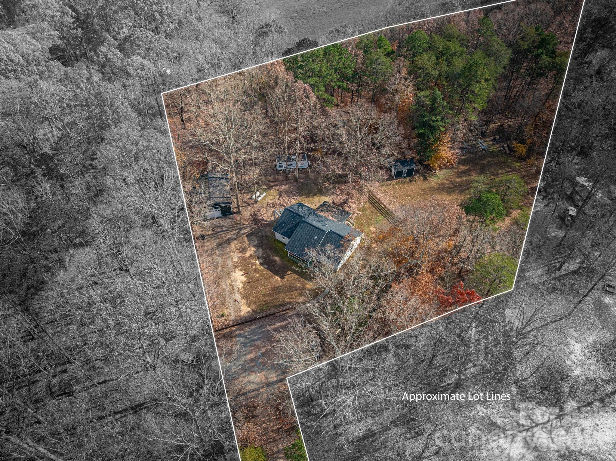 1011 Lester Trail — Iron Station