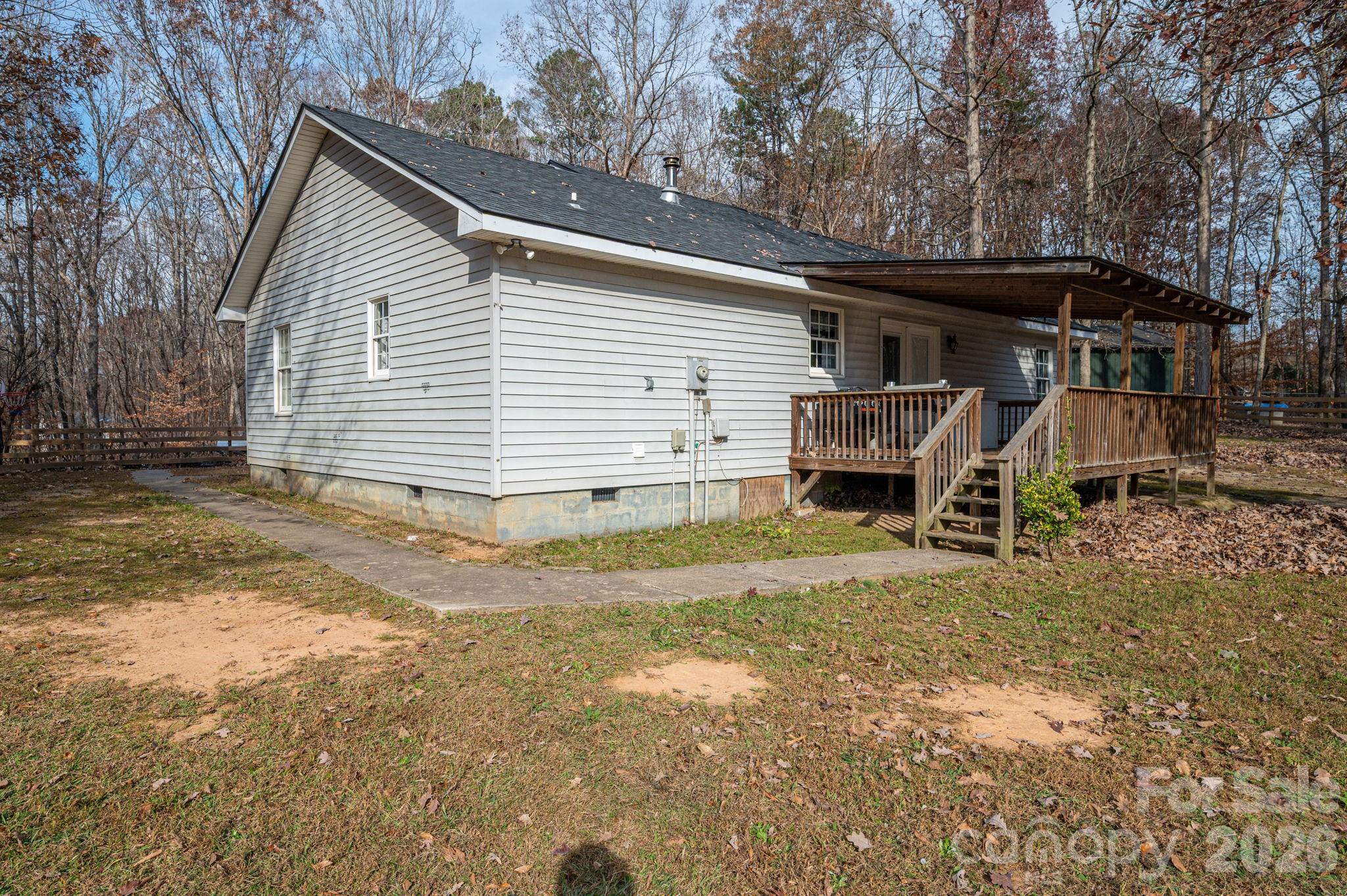 1011 Lester Trail — Iron Station