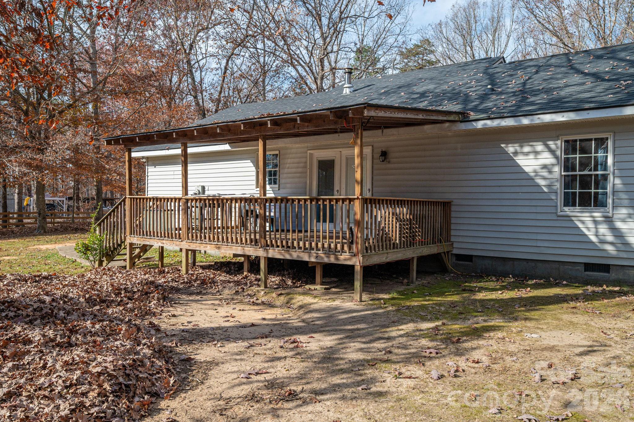 1011 Lester Trail — Iron Station