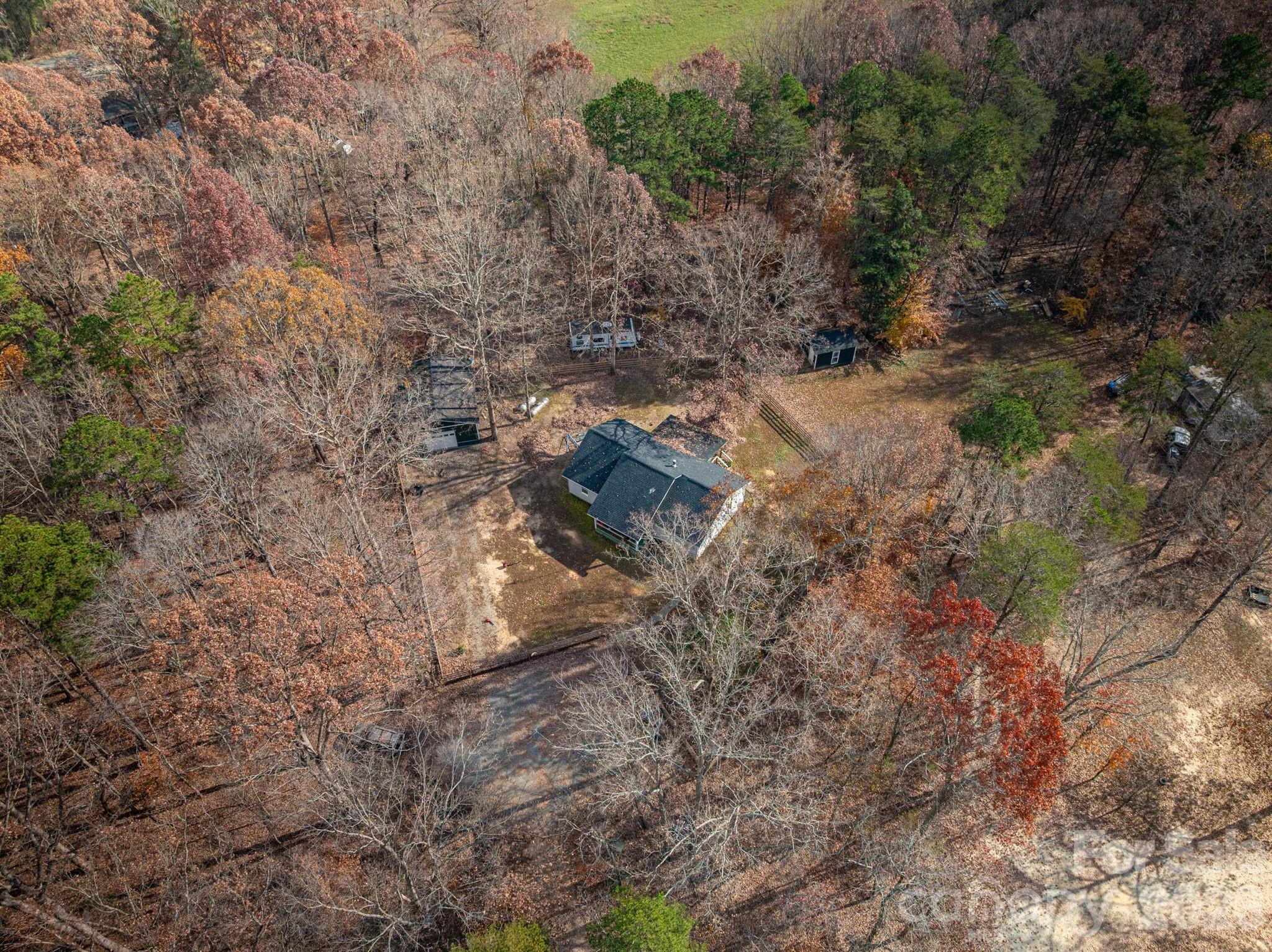 1011 Lester Trail — Iron Station