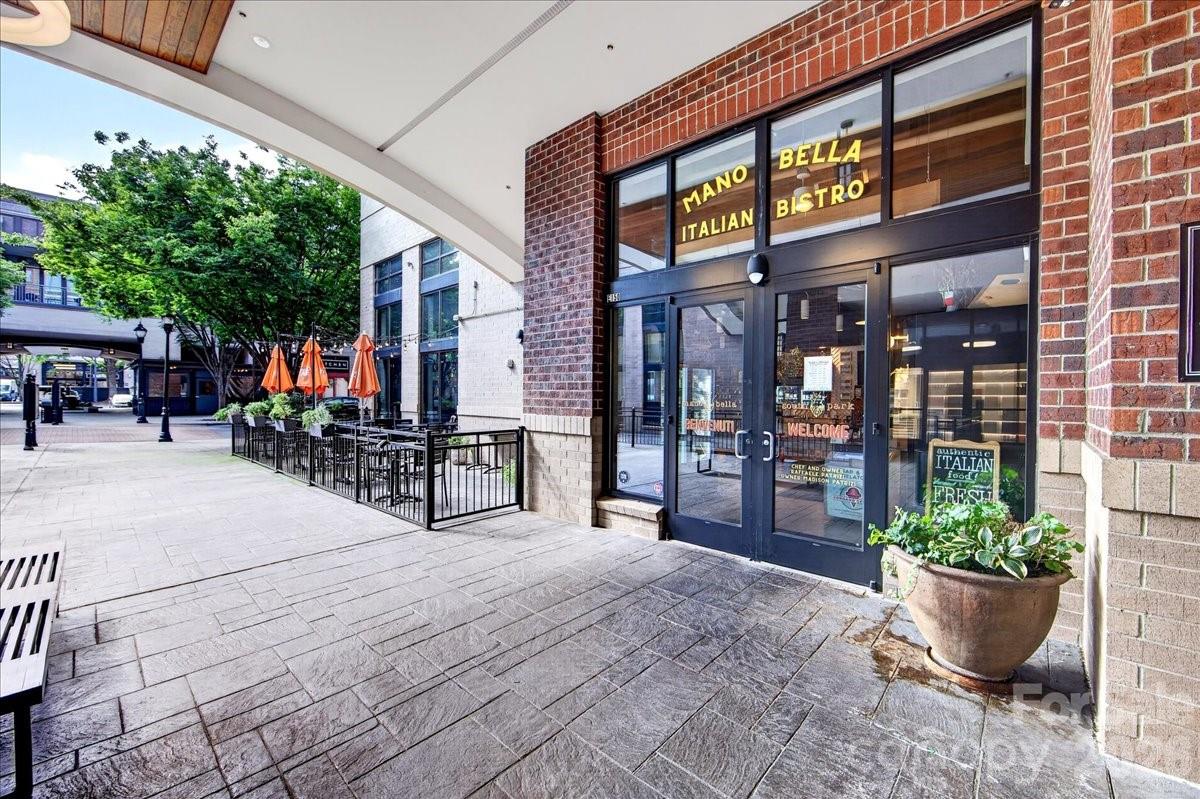 721 Governor Morrison Street #526 — Charlotte